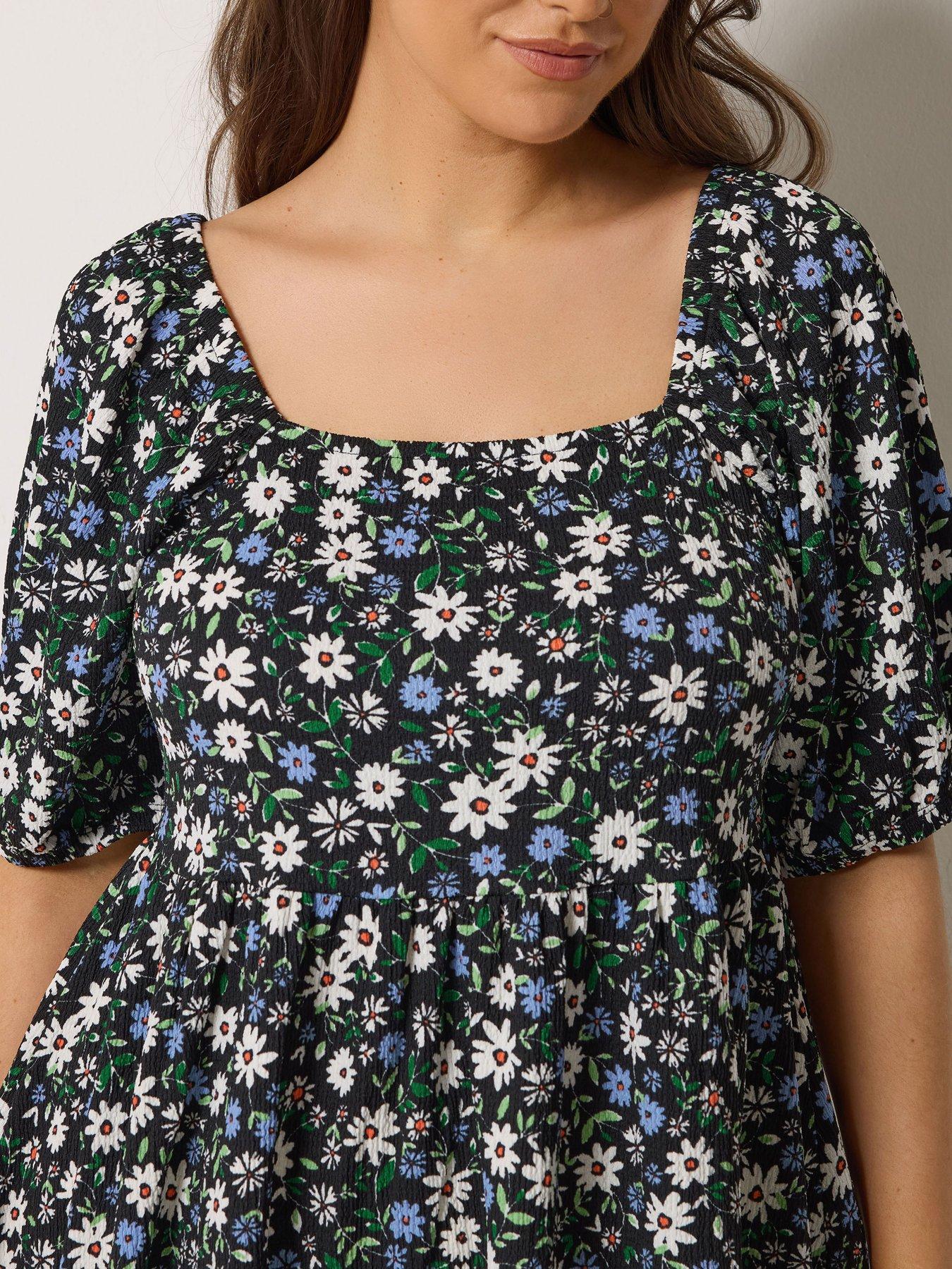 yours-curve-square-neck-ditsy-print-peplum-top-blueoutfit