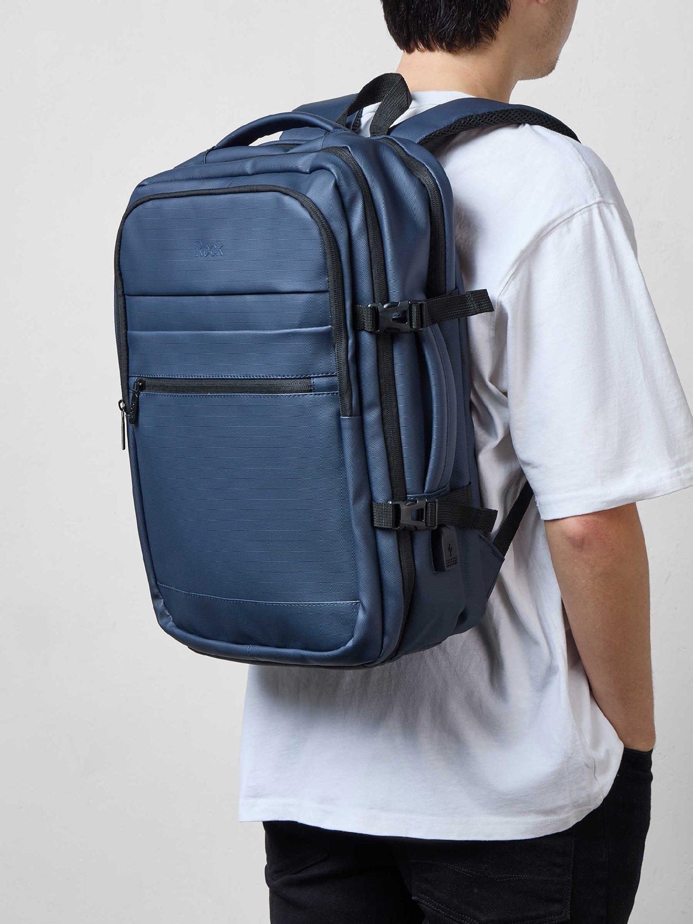 rock-luggage-dalston-navy-backpack-mediumdetail
