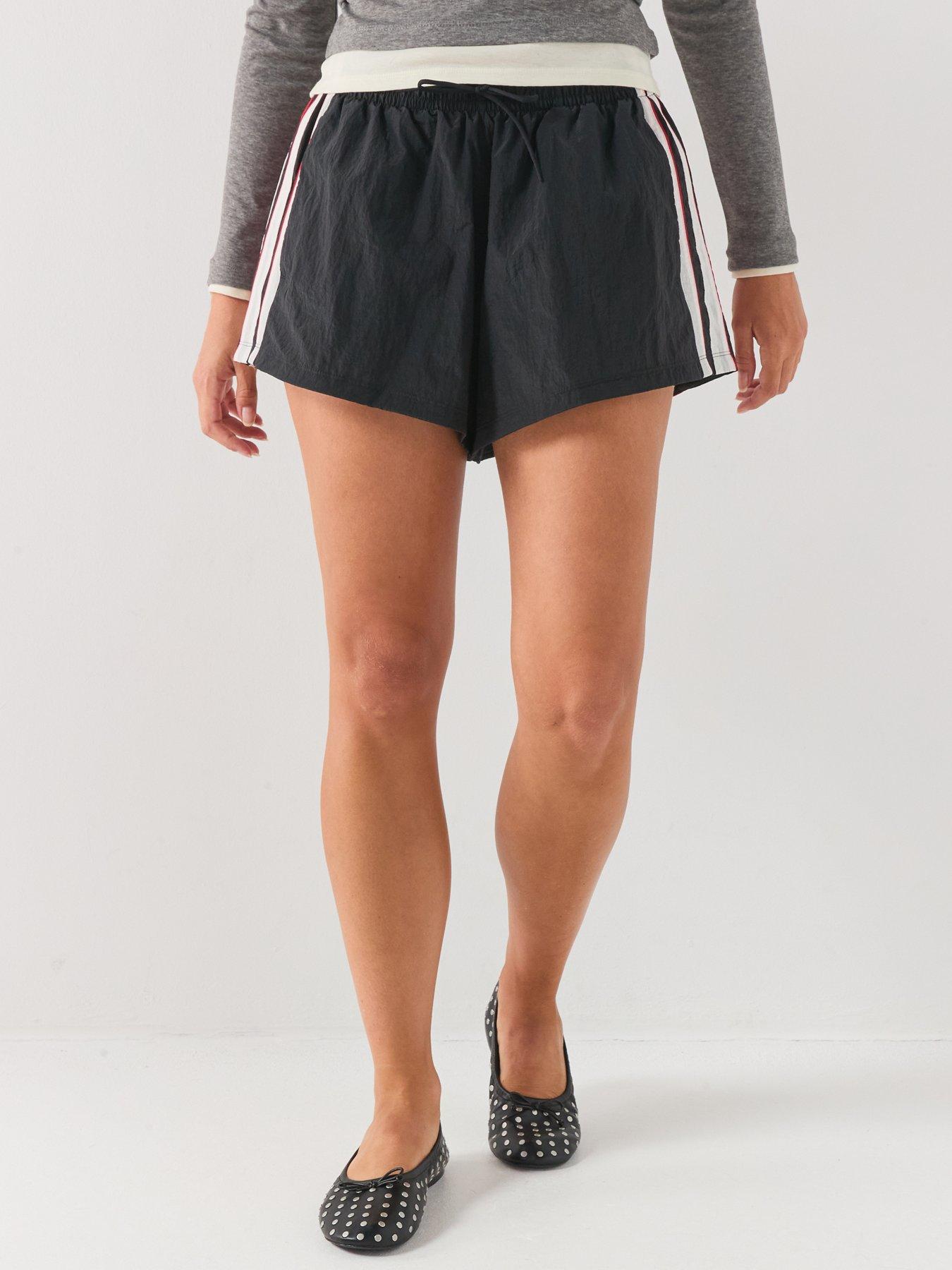 adidas Originals Women's Santiago Shorts - Black