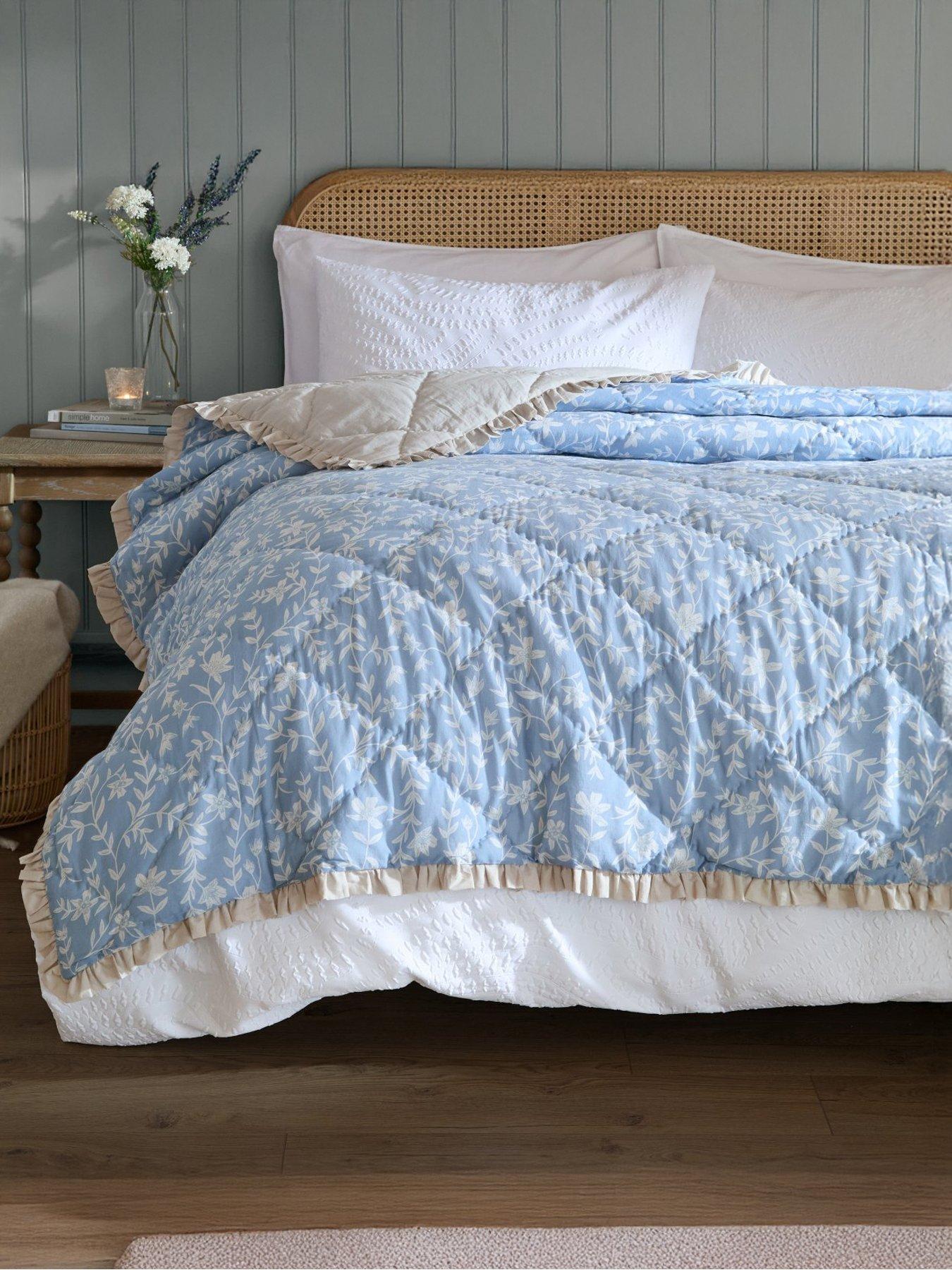 wylder-amelia-bedspread-delph-bluefront
