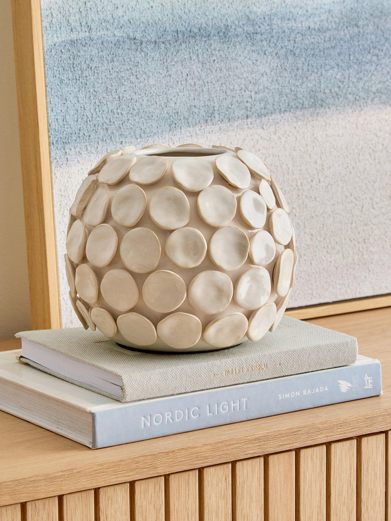 The Very Collection Ceramic Disc Vase - Cream