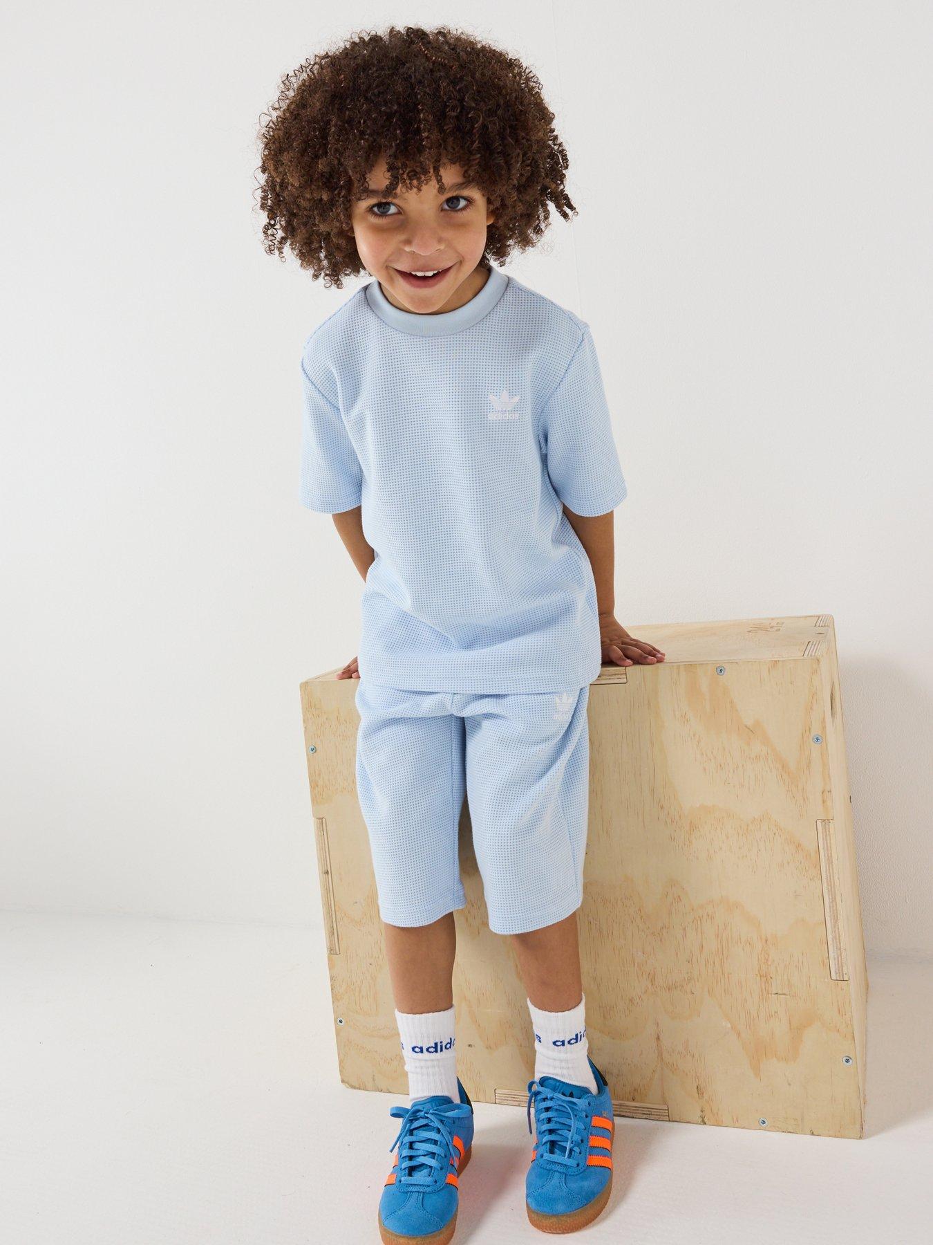 Image 6 of 6 of adidas Originals Kids Unisex Loose Waffle Short T-Shirt Set - Blue
