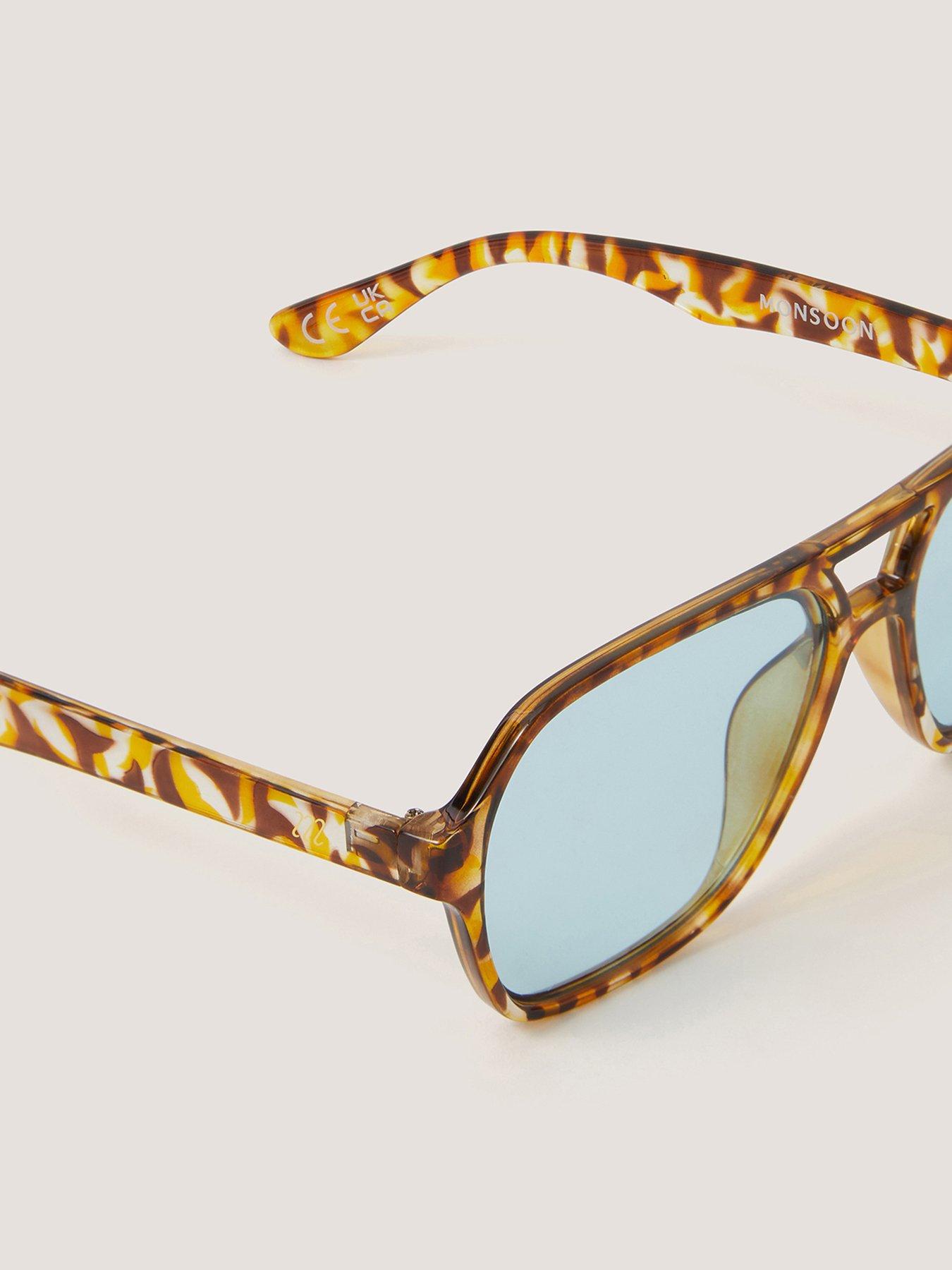 monsoon-blue-lens-aviatoroutfit