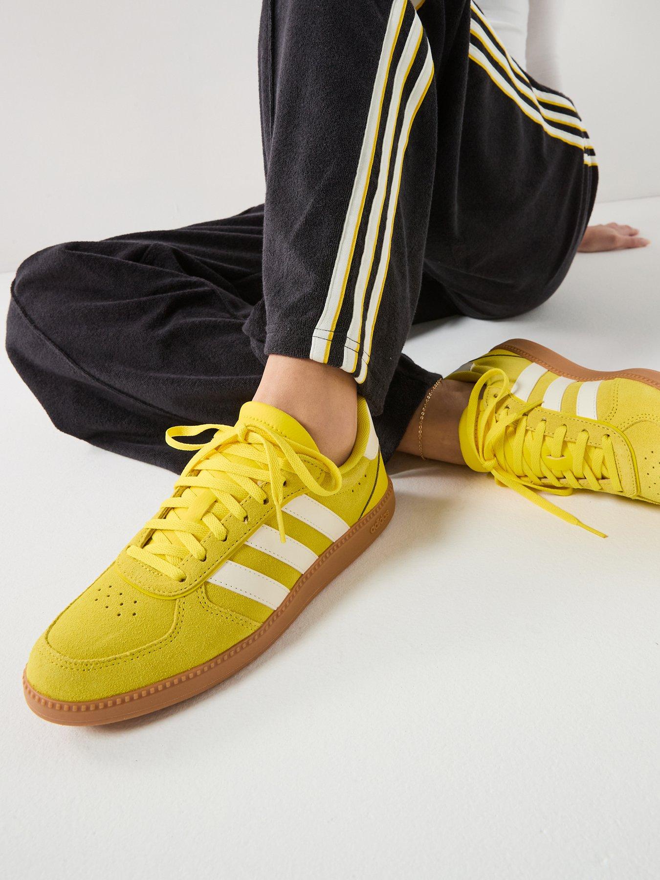 adidas Sportswear Women's Breaknet Sleek - Yellow