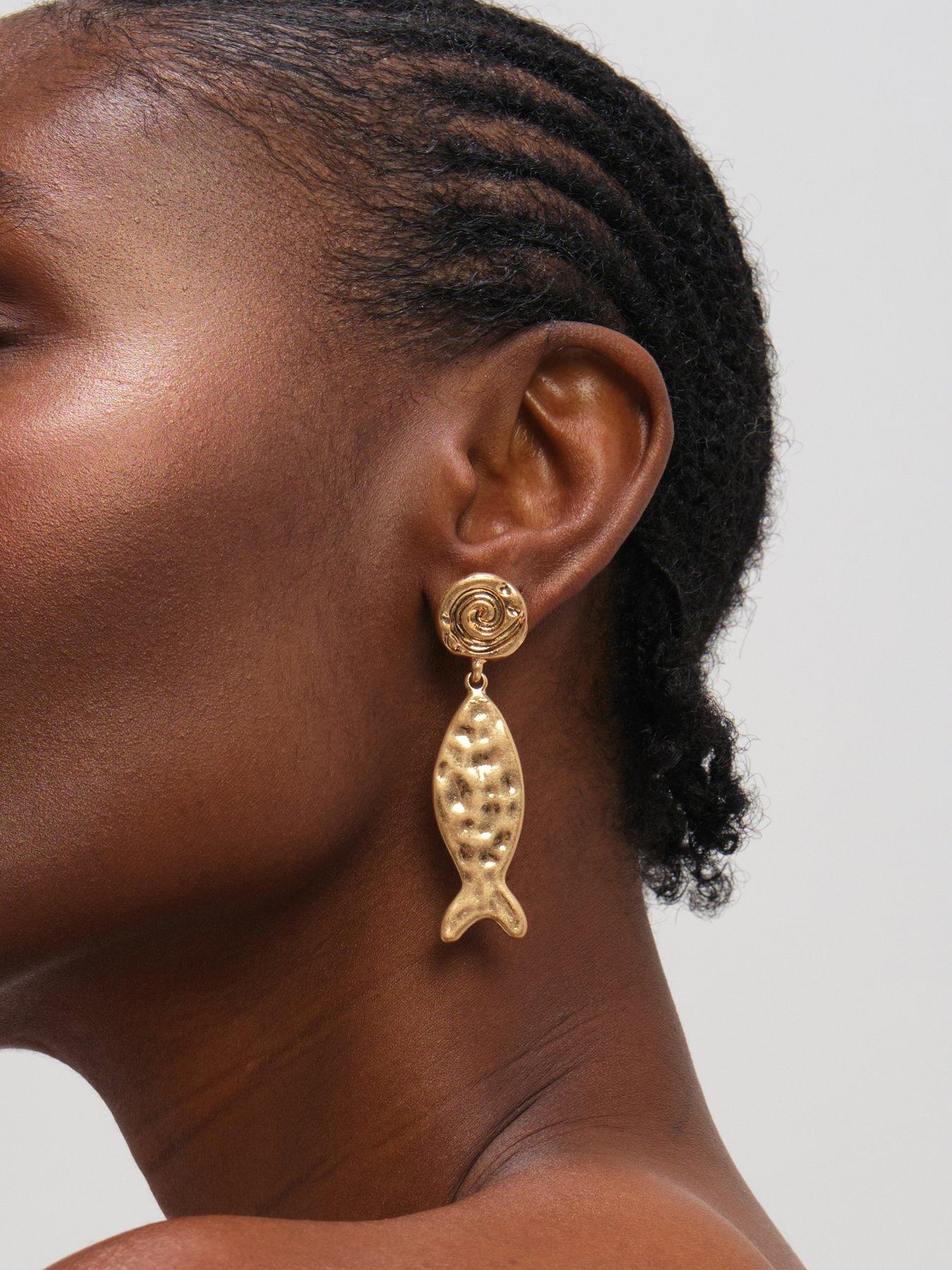 mood-mood-gold-molten-fish-statement-earringsstillFront
