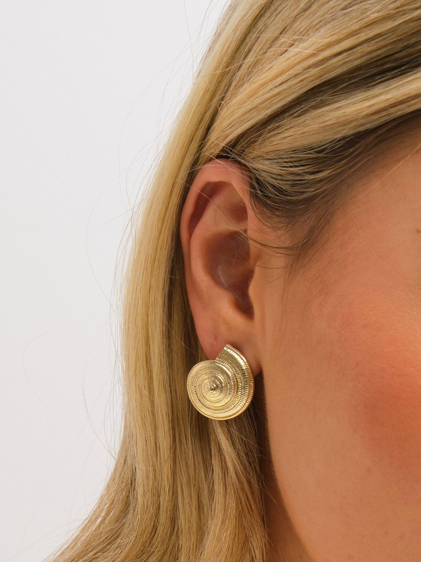 inicio-inicio-gold-plated-statement-shell-earrings-gift-pouchstillFront