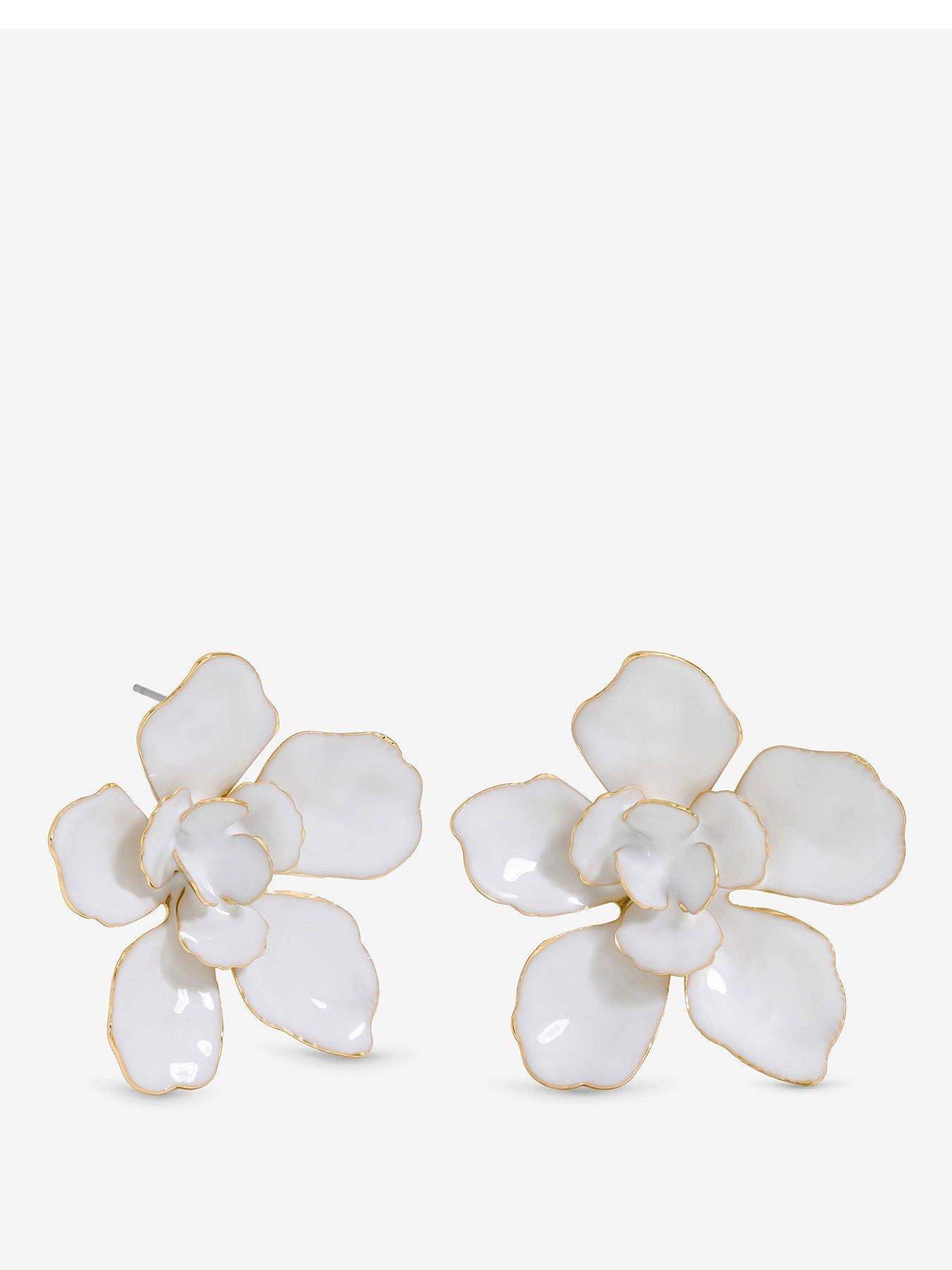 mood-mood-gold-white-floral-earringsfront