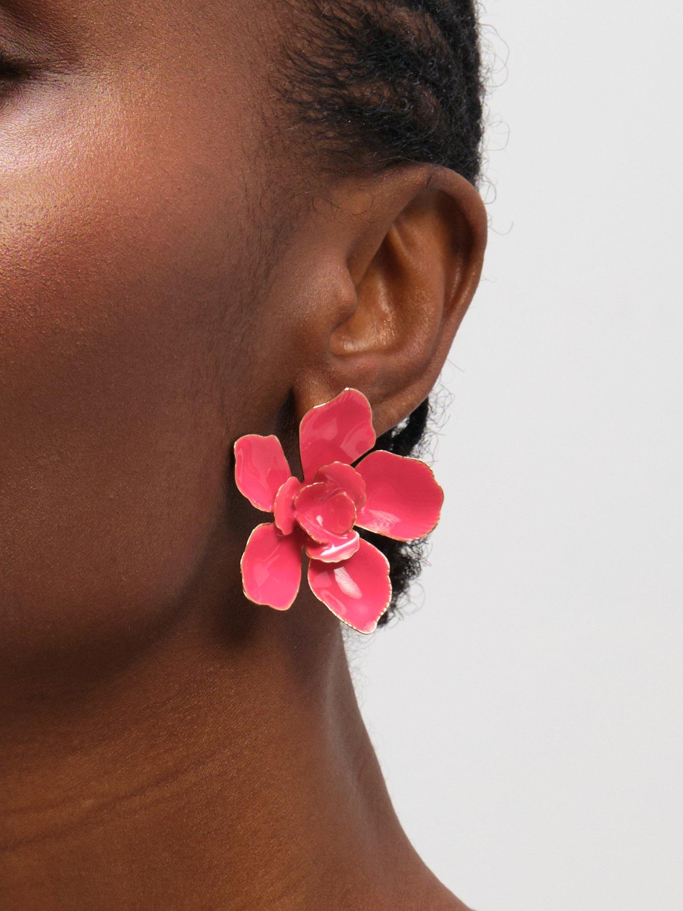 mood-mood-gold-pink-floral-earringsstillFront