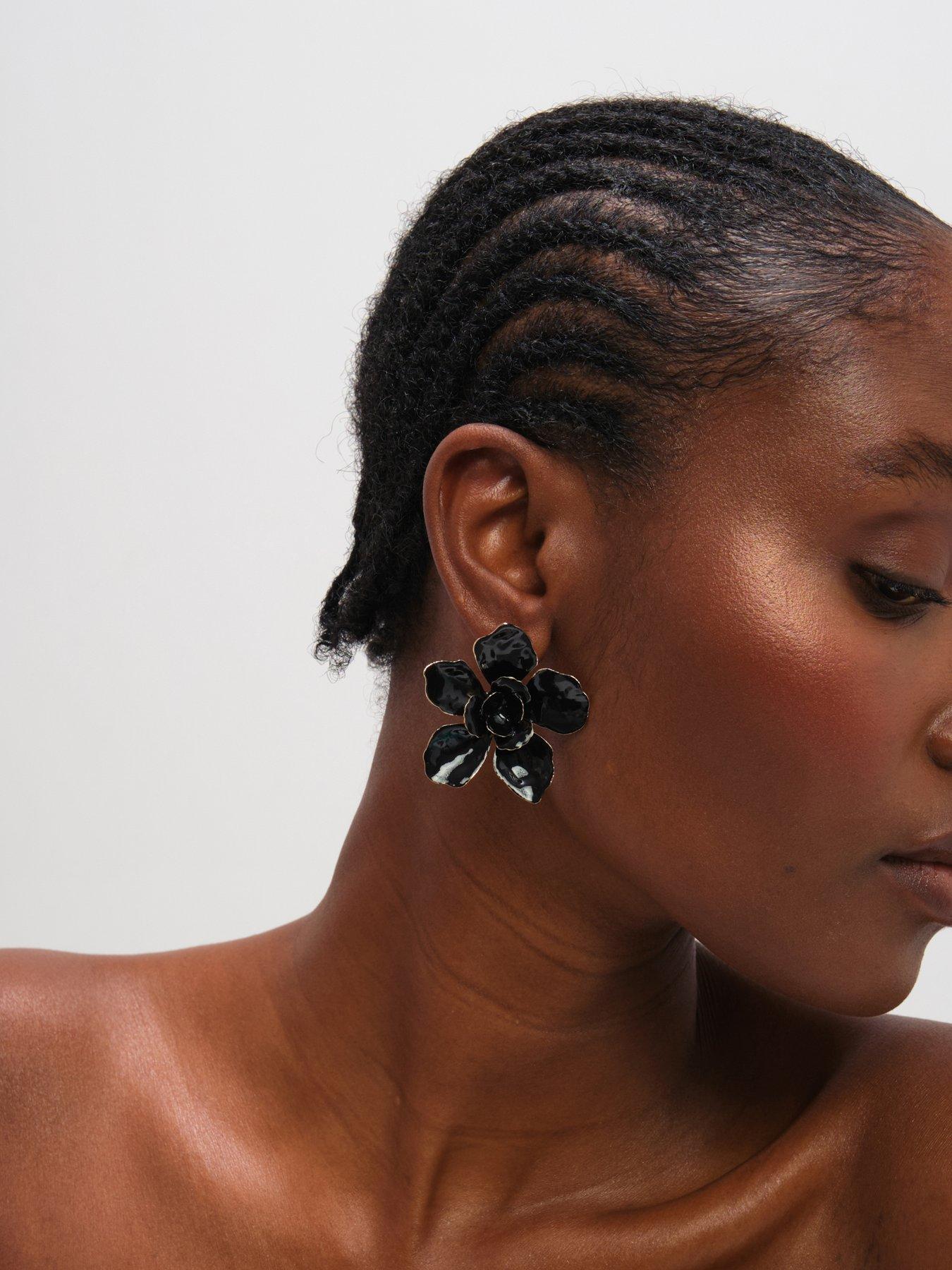 mood-mood-jet-statement-flower-earringsback
