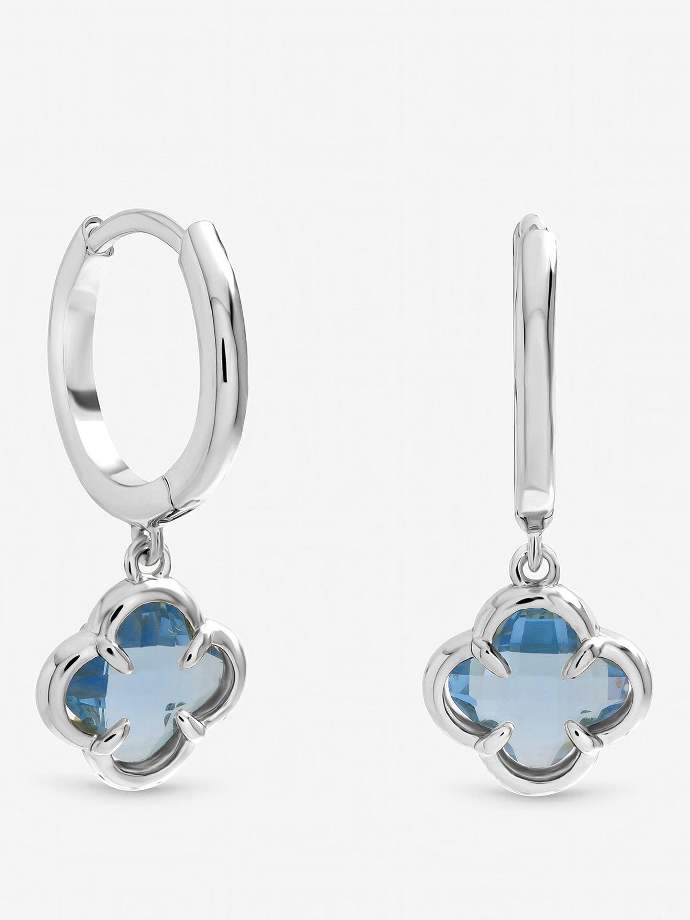 inicio-inicio-light-sapphire-clover-charm-huggie-hoopsfront