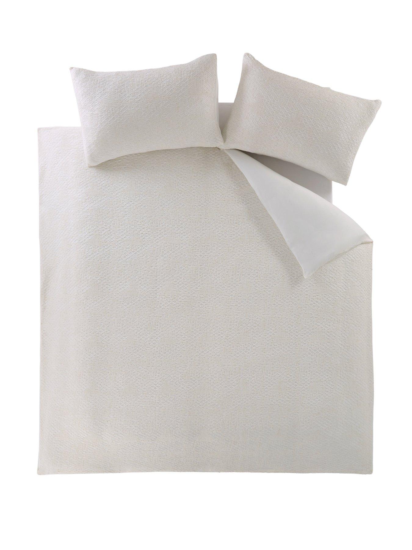 Image 2 of 5 of Michelle Keegan Home Cala Polylinen Textured Duvet Set