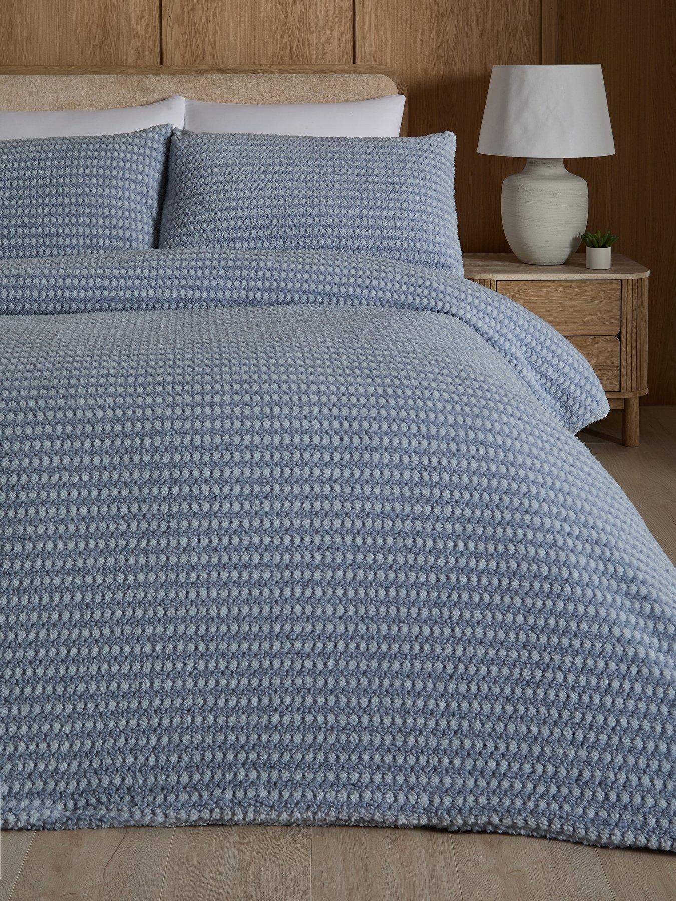 The Very Collection Nordic Diamond Fleece Duvet Set