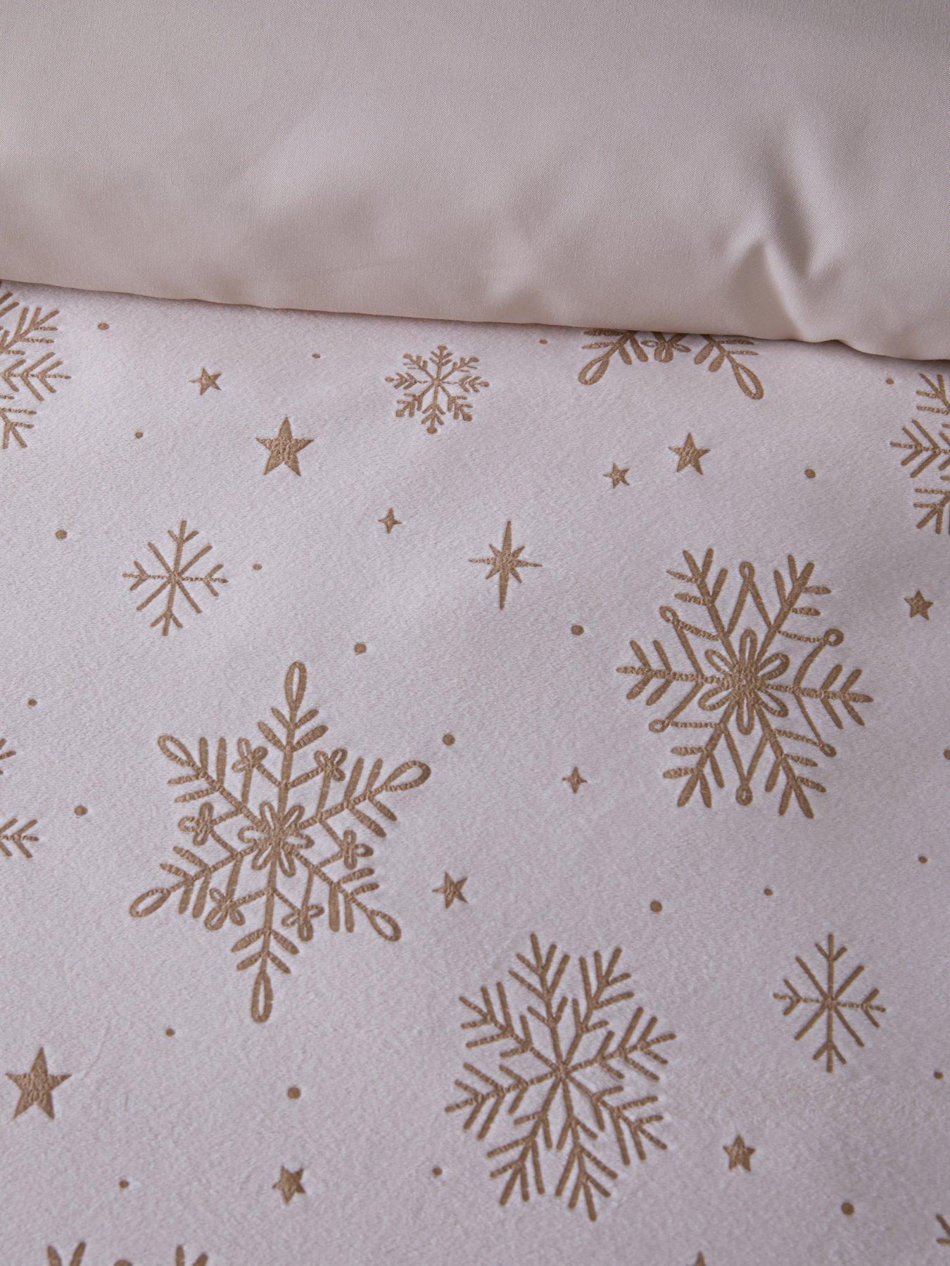 Image 4 of 5 of The Very Collection Snowflake Super Soft Velour Duvet Set