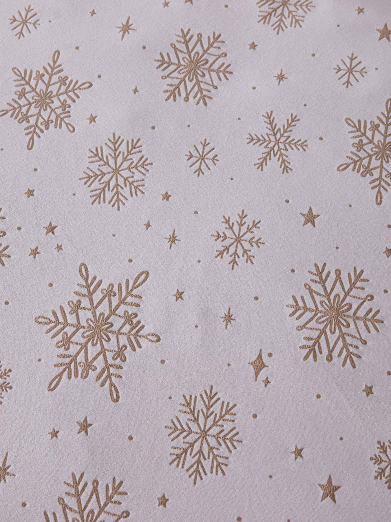 Image 5 of 5 of The Very Collection Snowflake Super Soft Velour Duvet Set