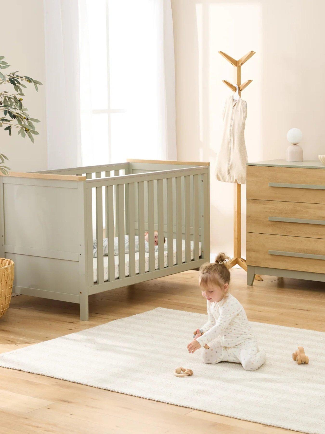 tutti-bambini-misha-2pc-room-set-golden-oak-sagefront