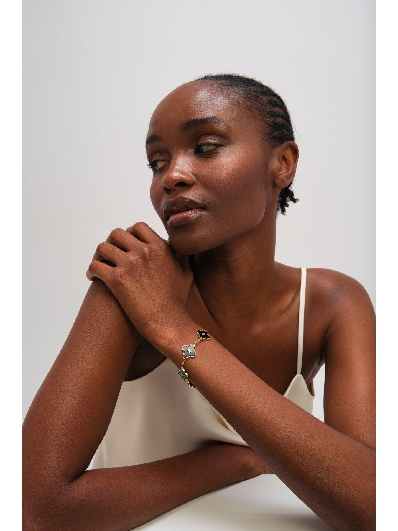 jon-richard-gold-plated-and-jet-polished-clover-braceletback