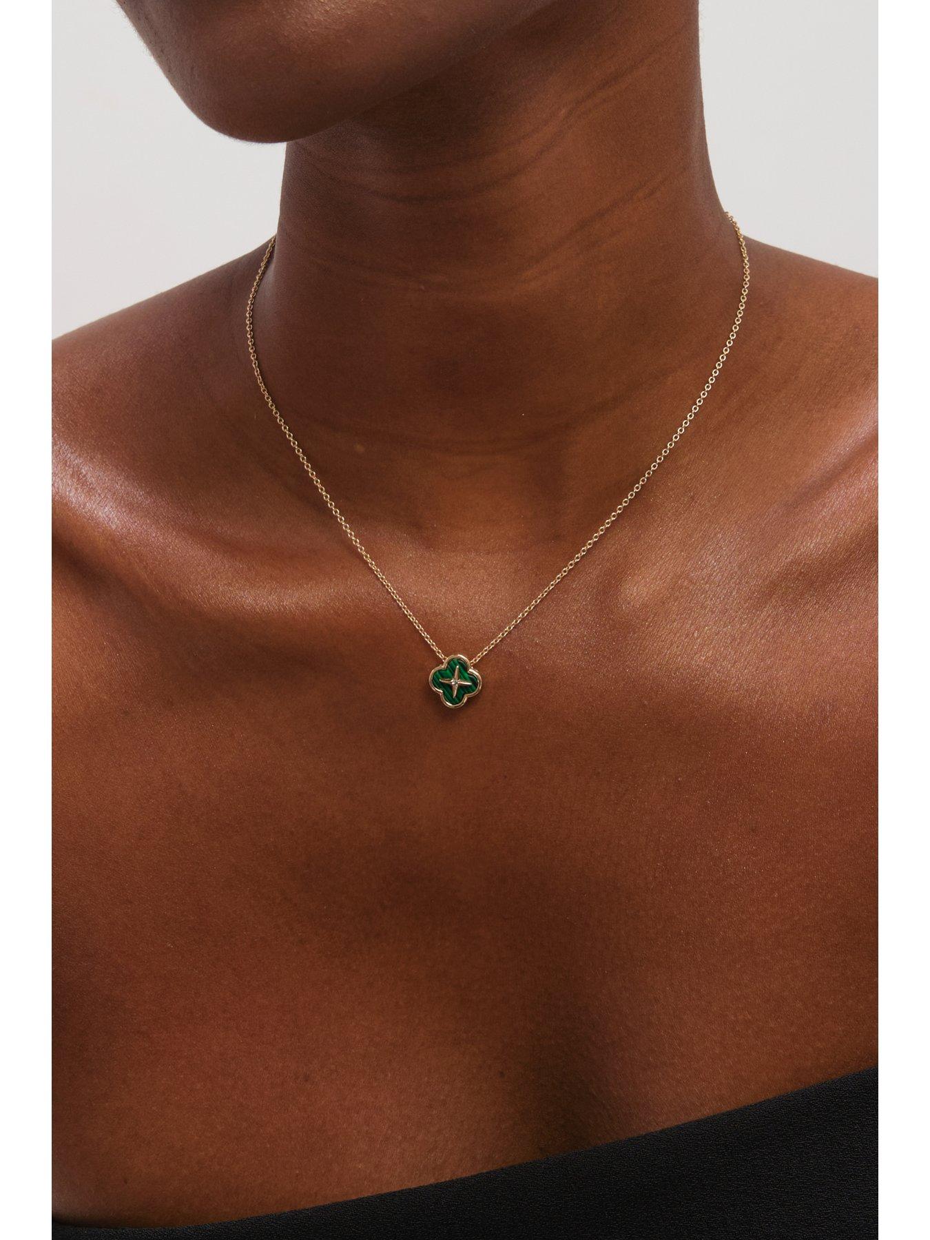 jon-richard-gold-plated-and-malachite-clover-trio-set-gift-boxoutfit