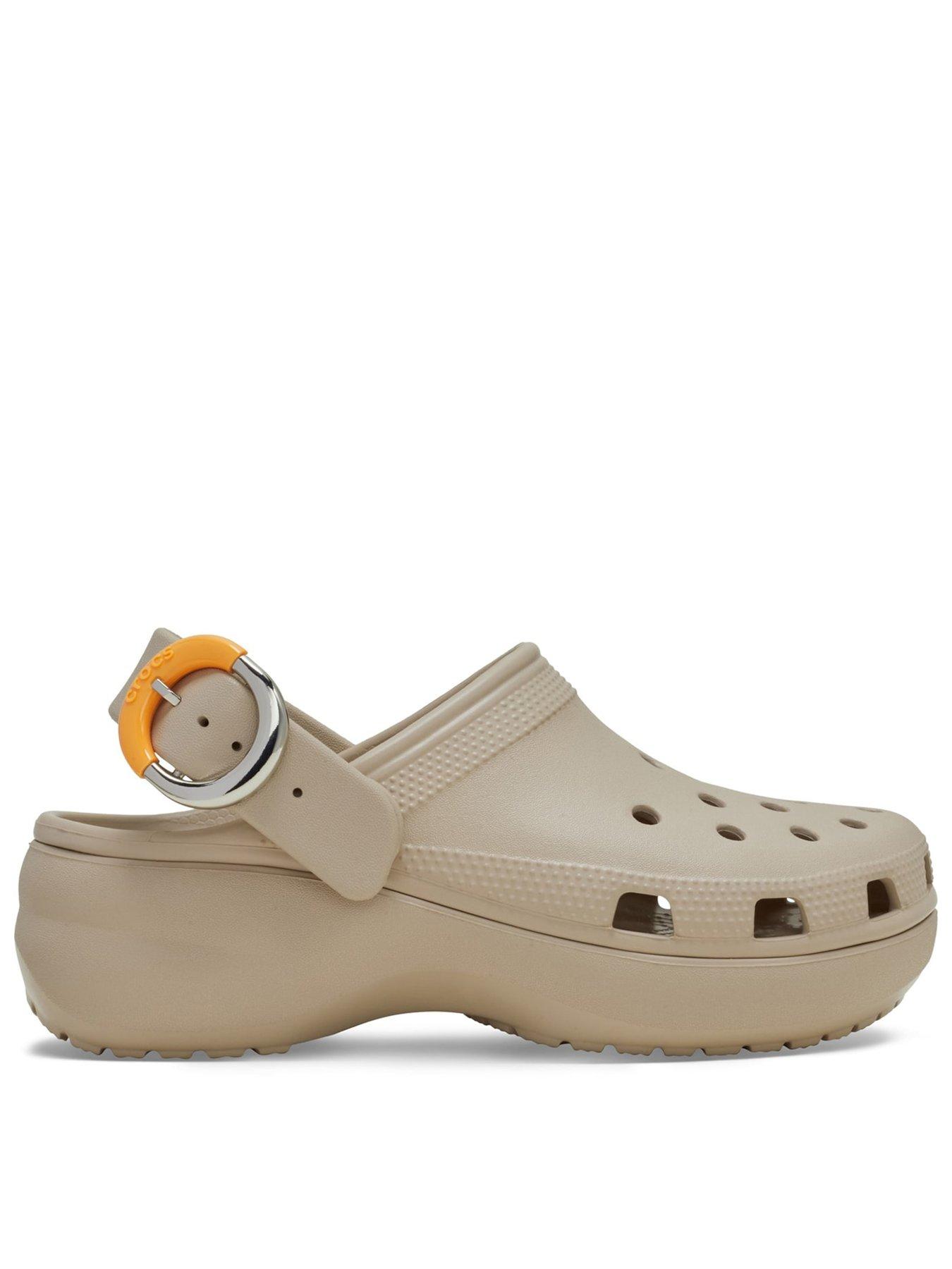 Crocs Classic Platform Buckle