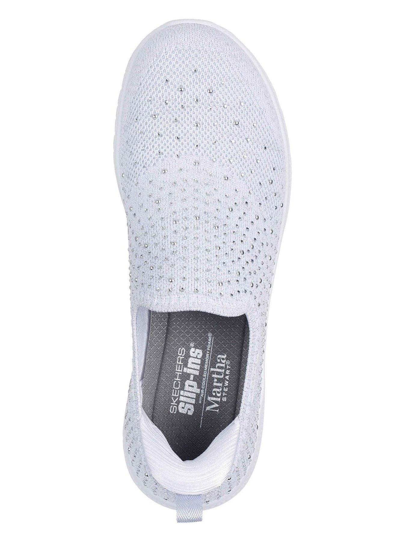 skechers-virtueiconoutfit