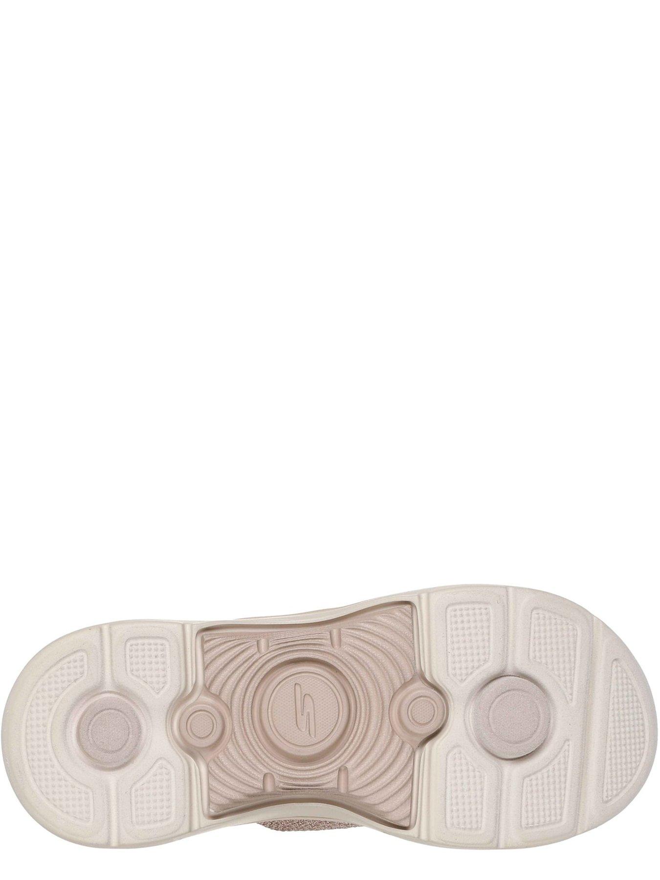 skechers-go-walk-arch-fit-20-carriedetail