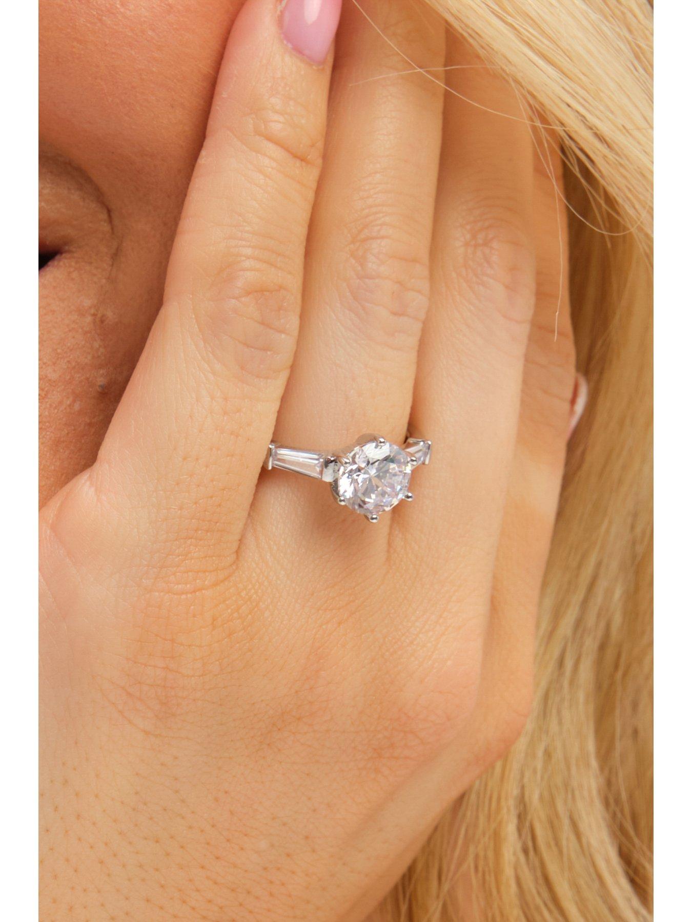 jon-richard-rhodium-plated-cubic-zirconia-solitaire-ringstillFront