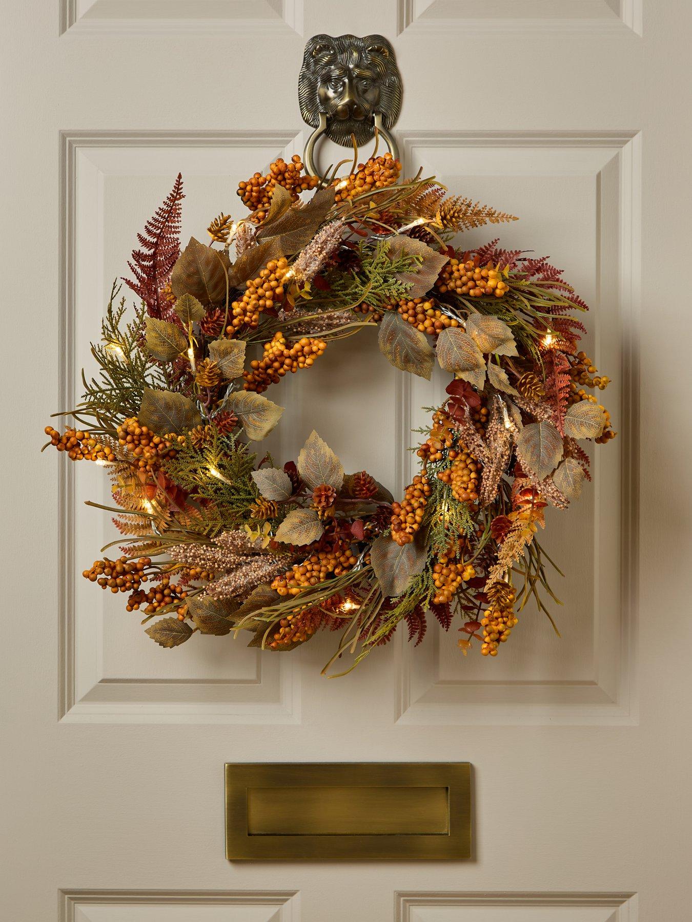 The Very Collection 60cm Lit Autumn Mixed Leaf Wreath With Berries
