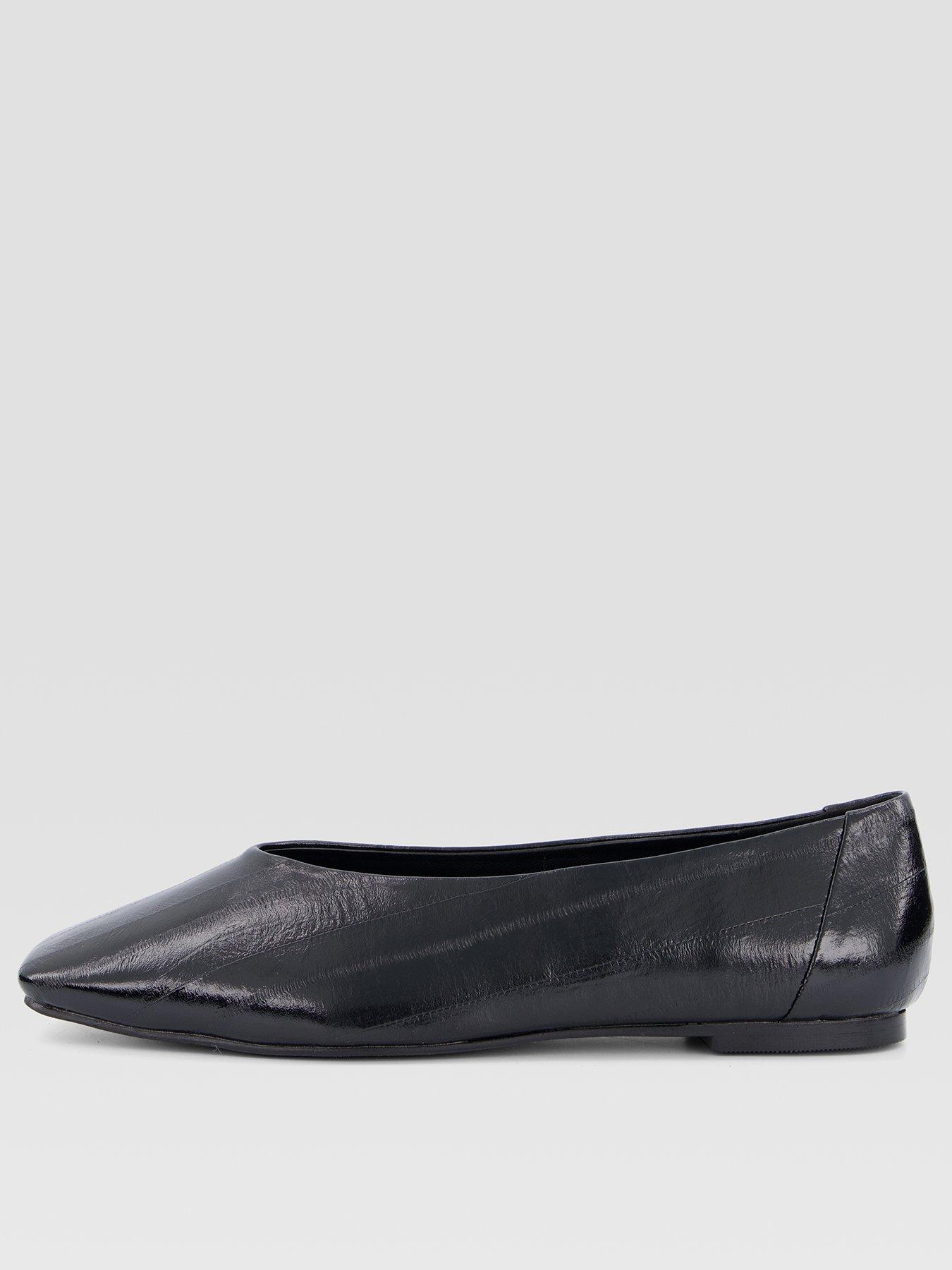 The Very Collection High Vamp Ballerina - Black