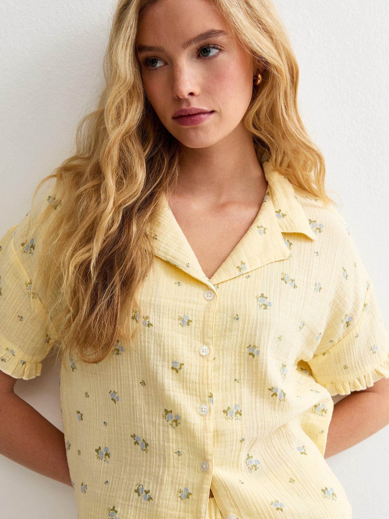 Image 3 of 5 of New Look Crinkled Cotton Floral Shirt And Shorts Pyjama Set - Yellow