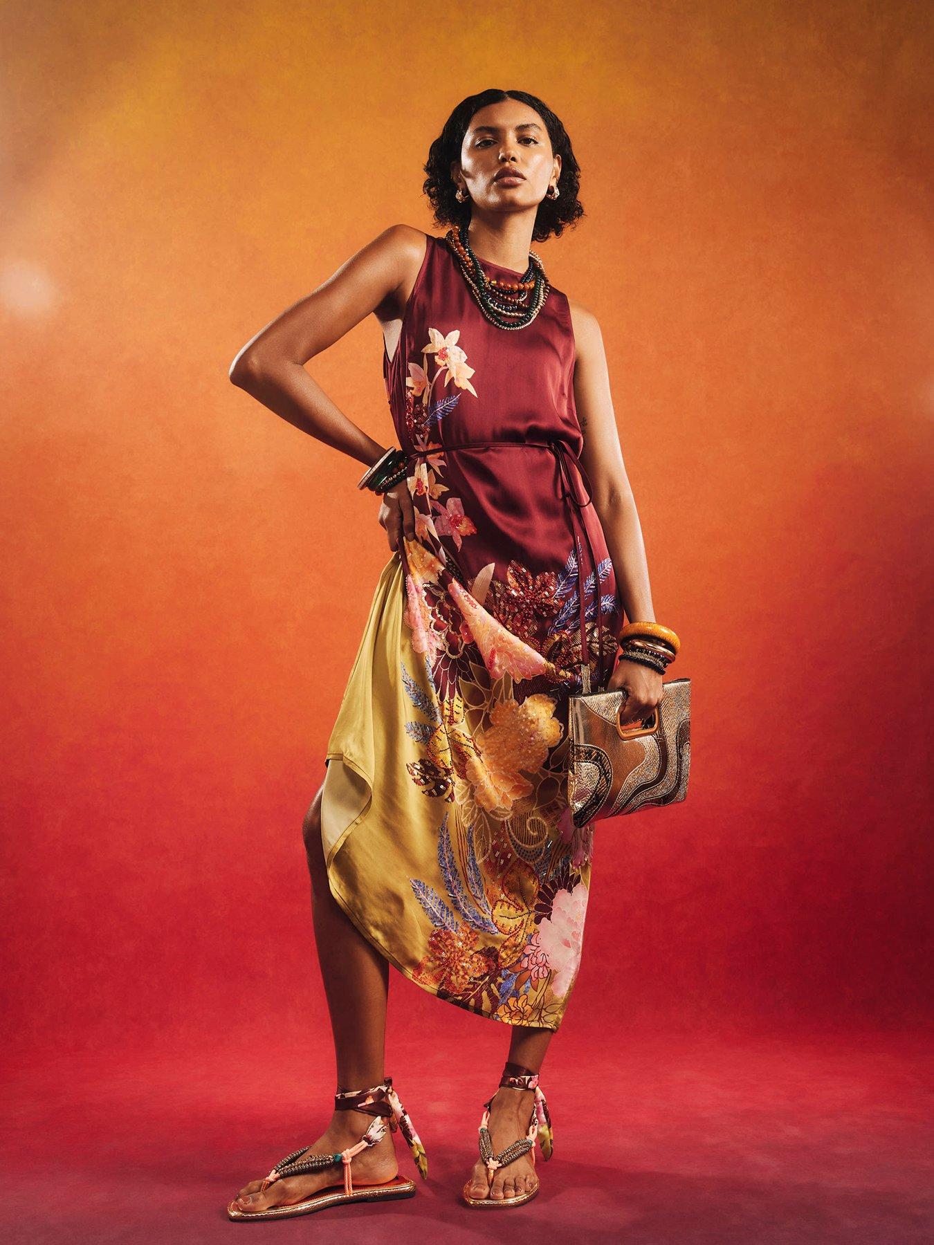 River Island Terry De Havilland Oriental Maxi - Brown