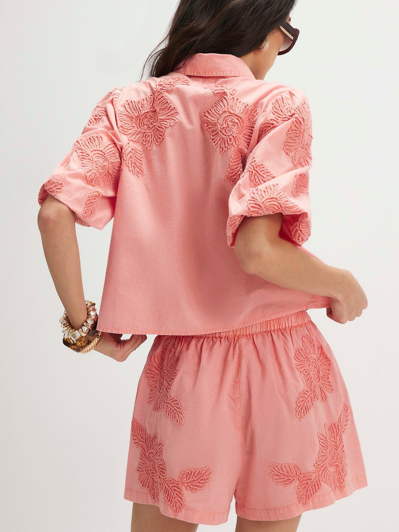 Image 2 of 5 of River Island Cornelli Co -ord Shorts - Pink