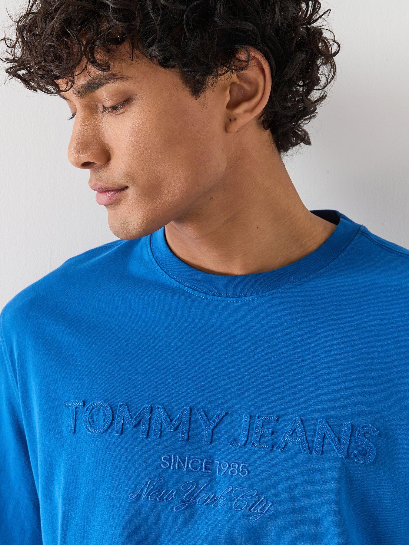 Image 4 of 6 of Tommy Jeans 90S Fit New Classics T-Shirt - Blue