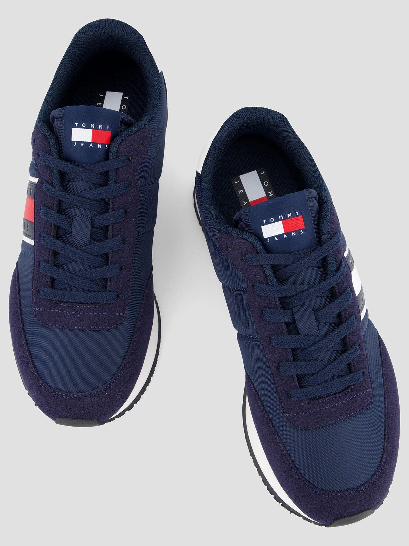 Image 3 of 6 of Tommy Jeans Tjm Classic Runner Trainer - Navy