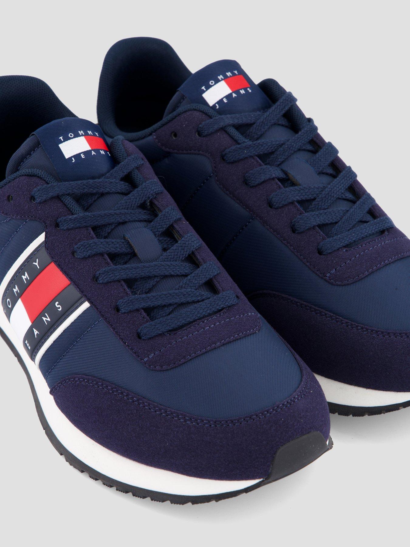 Image 5 of 6 of Tommy Jeans Tjm Classic Runner Trainer - Navy