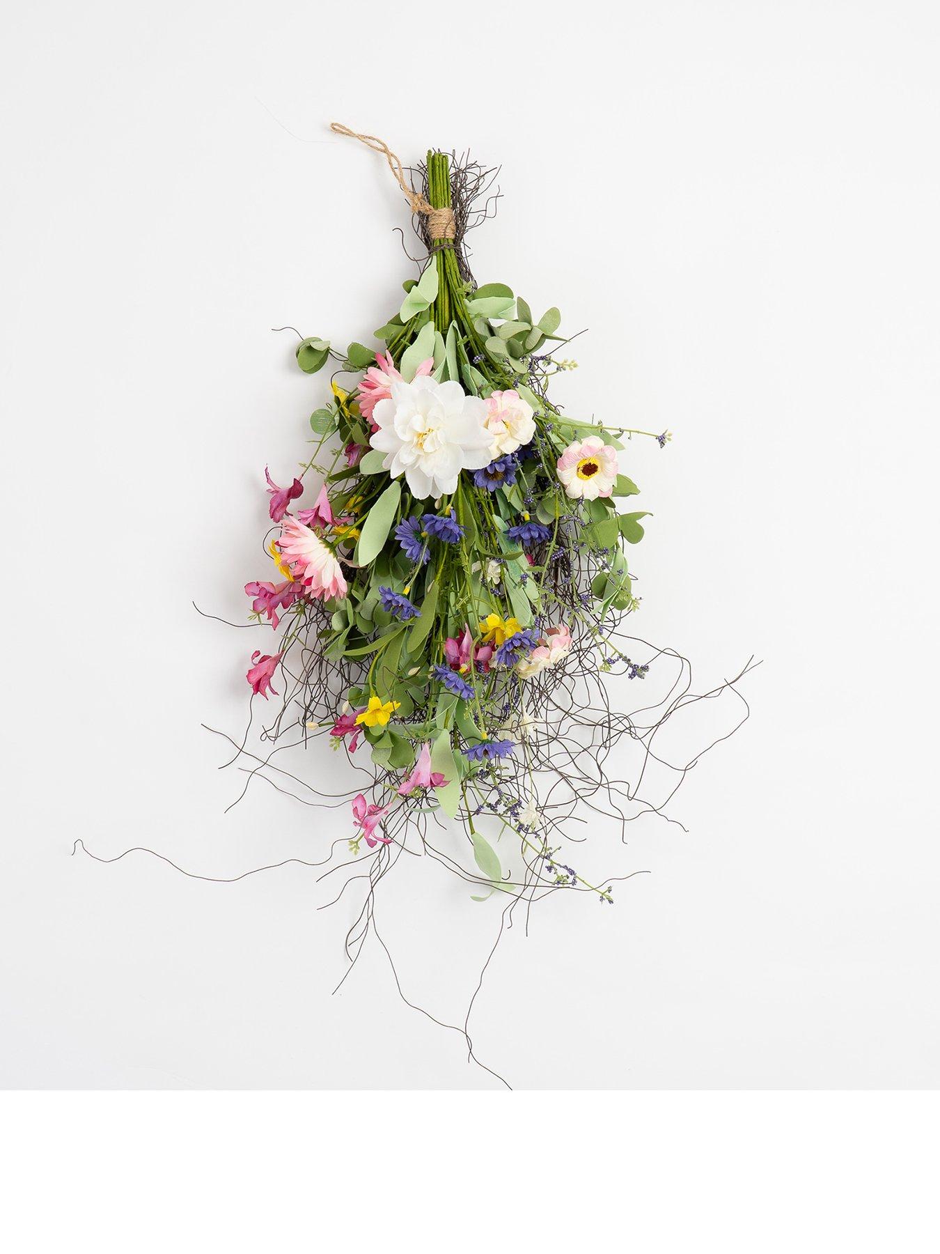 scottish-everlasting-meadow-flower-swagstillFront
