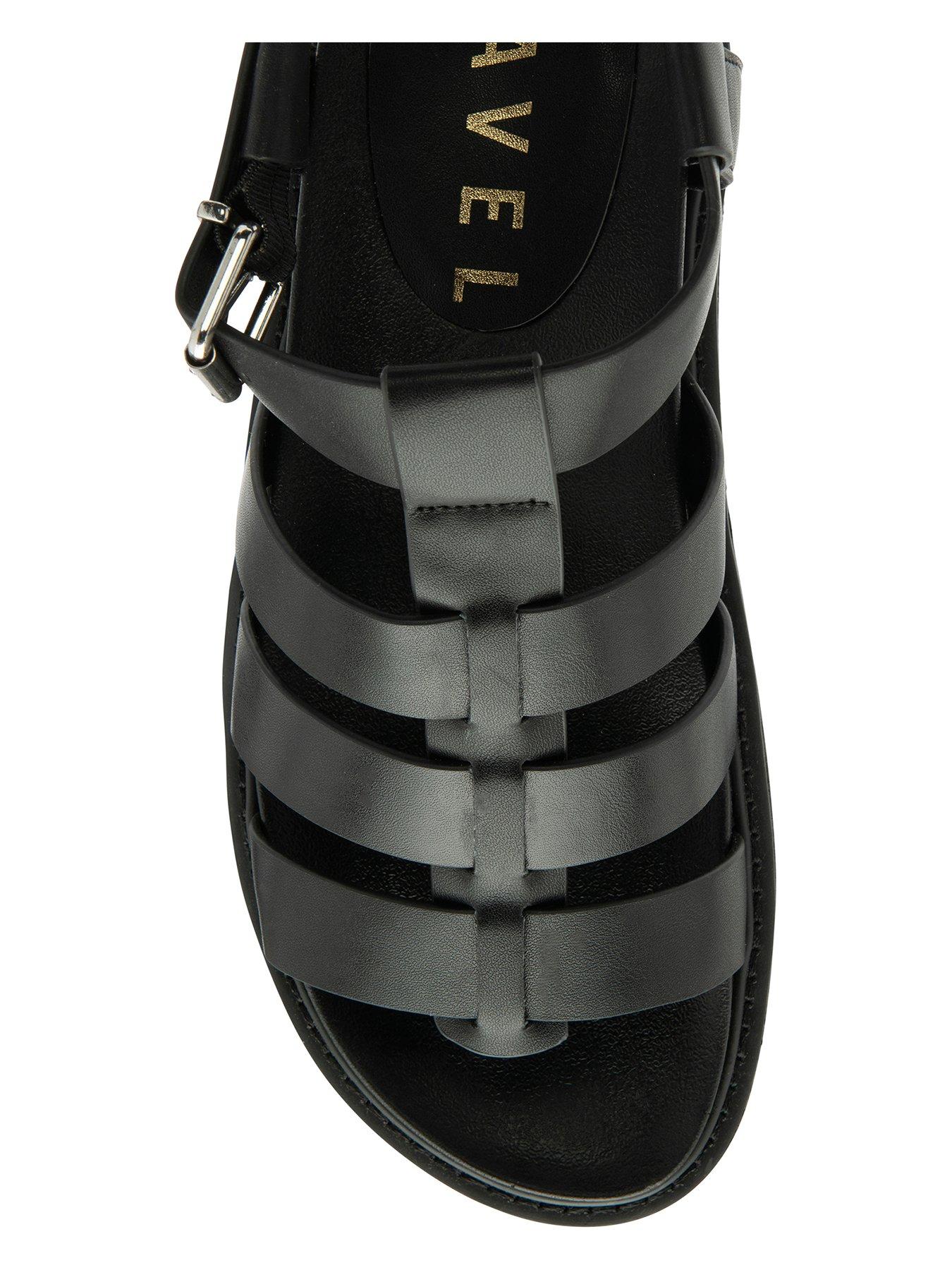 ravel-oakley-platform-gladiator-sandal-blackoutfit
