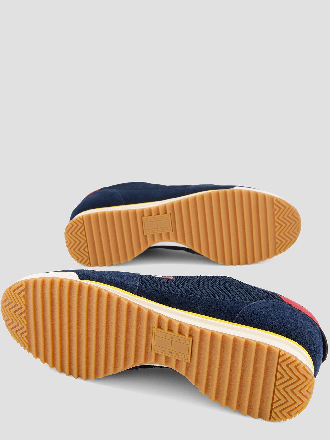Image 4 of 7 of Tommy Jeans Tommmy Jeans Retro Cleated Runners - Navy
