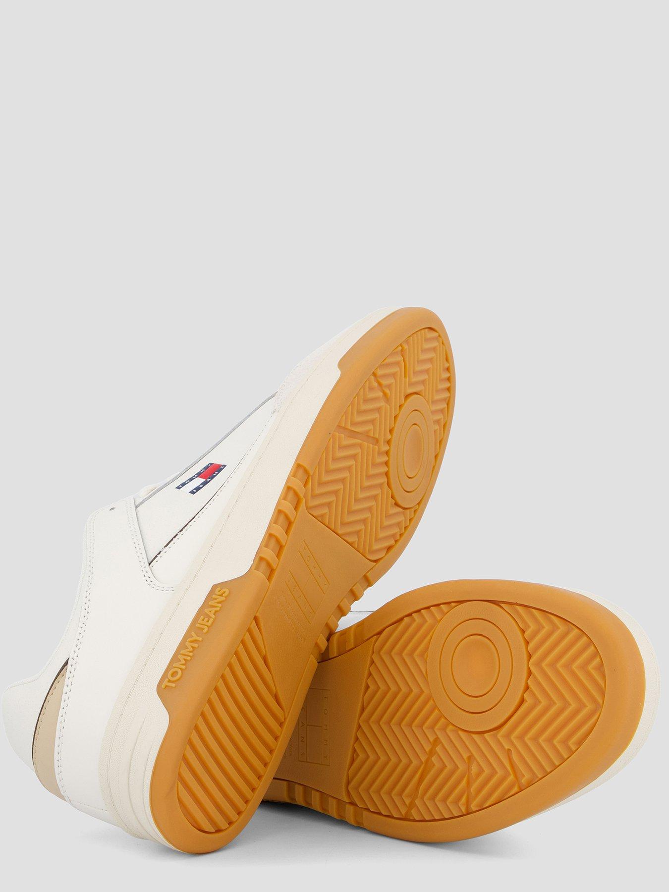 Image 4 of 7 of Tommy Jeans Leather Cupsole Trainers - Off White