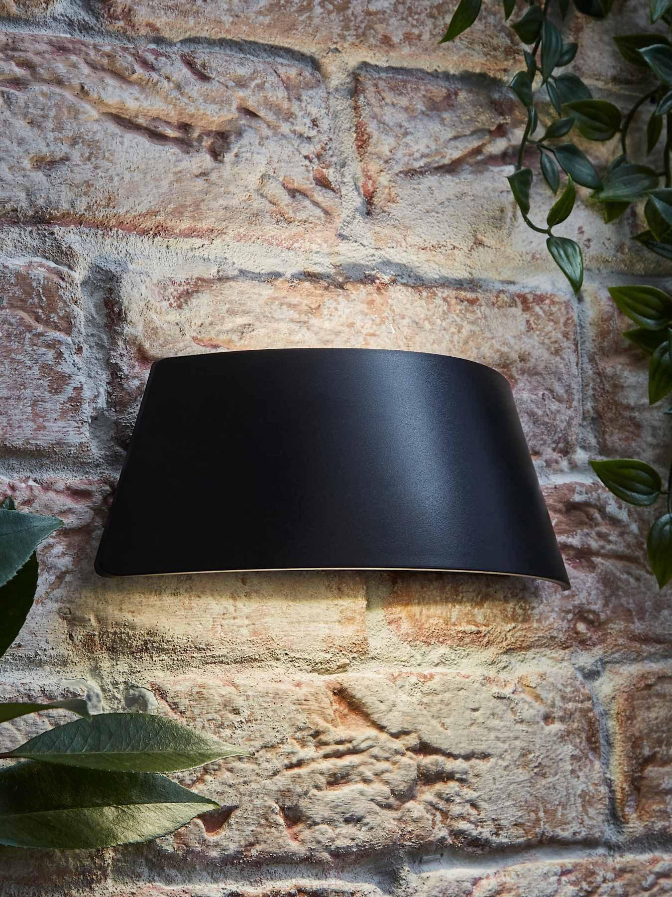 valuelights-john-matte-black-curved-ip65-integrated-led-updown-outdoor-wall-lightfront