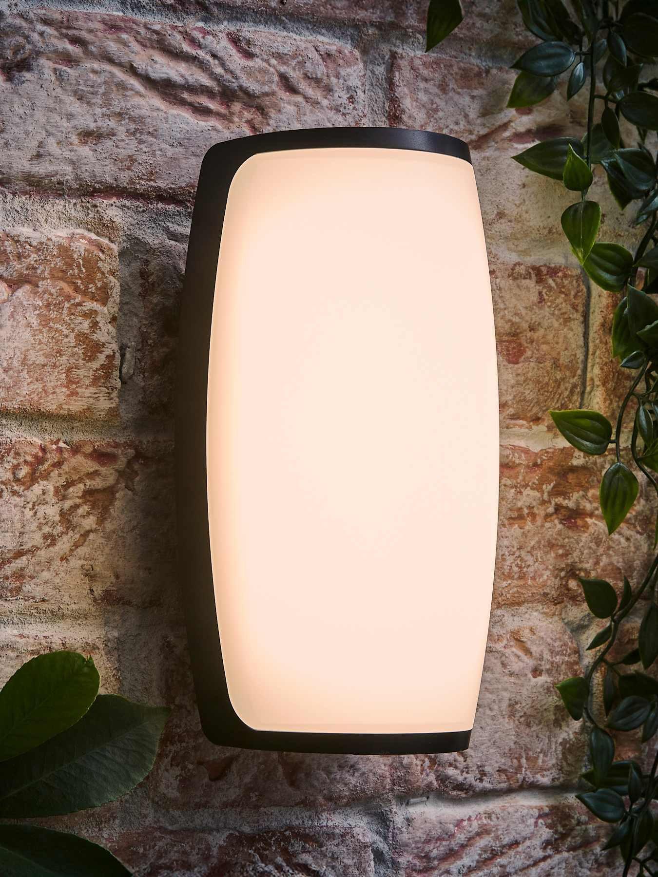 valuelights-jonny-matte-black-ip54-integrated-led-outdoor-wall-lightback