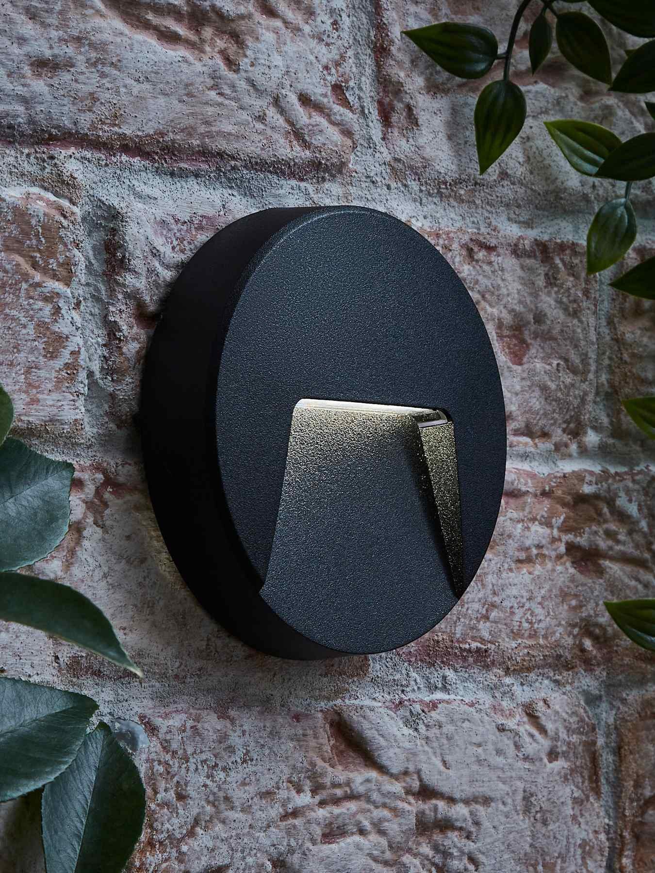 valuelights-sam-black-round-ip65-integrated-led-outdoor-wall-lightfront