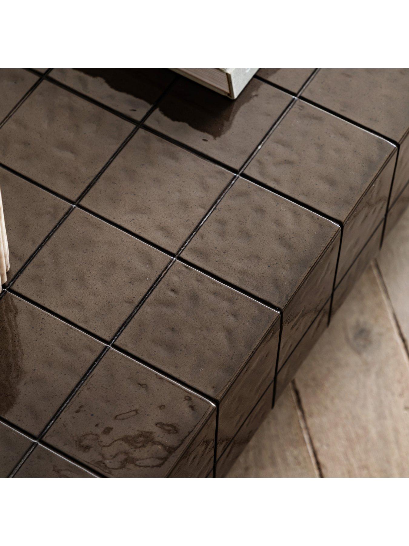 gallery-direct-novara-coffee-tableoutfit