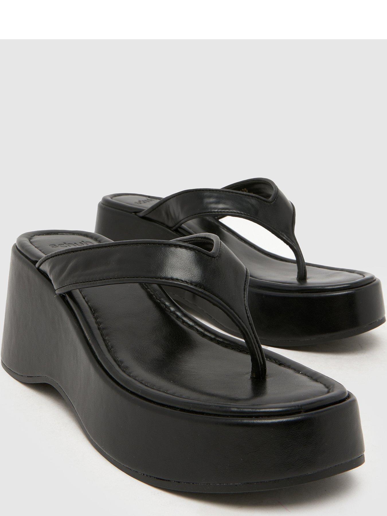 schuh-tonio-chunky-toe-post-sandal-blackoutfit