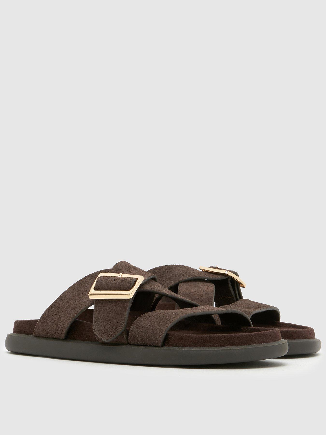 schuh-tear-suede-buckle-footbed-sandal-brownfront