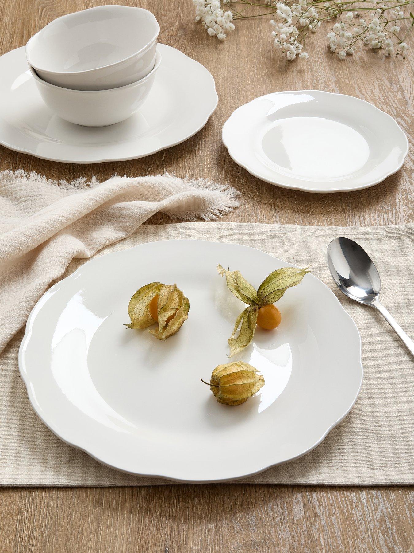 The Very Collection Soft Scallop 12 Piece Porcelain Dinner Set