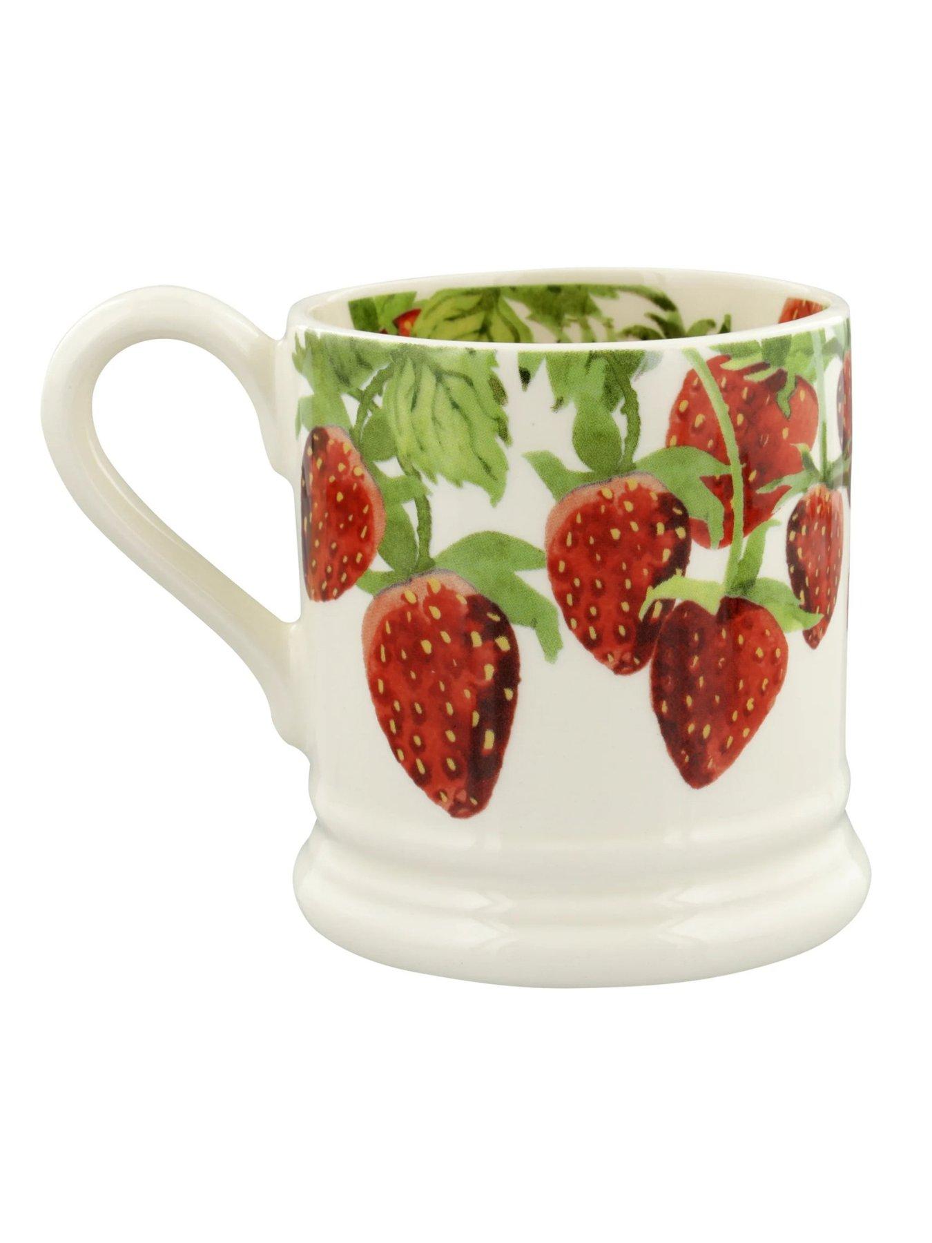 emma-bridgewater-strawberries-12-pt-mugoutfit