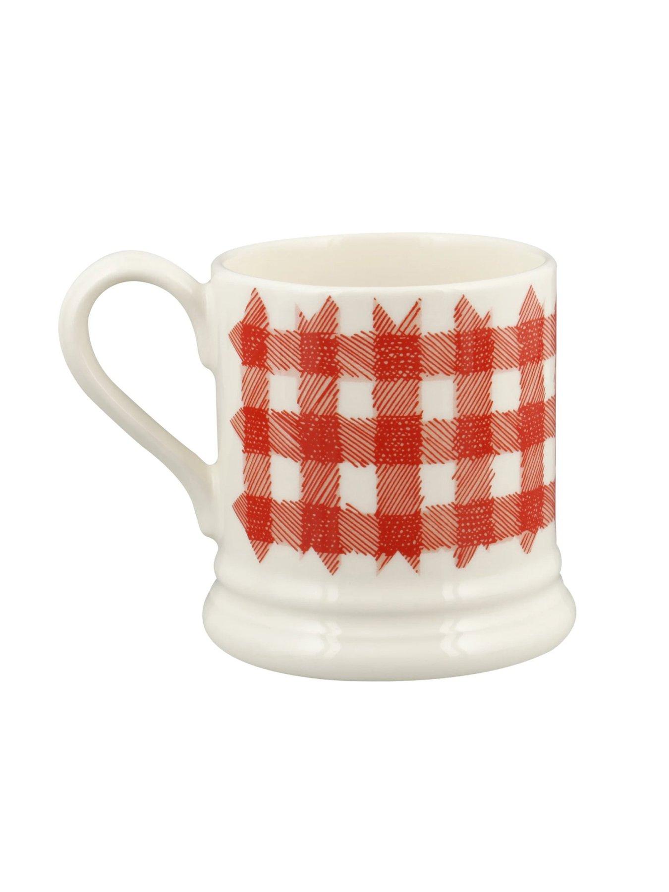 emma-bridgewater-gingham-12-pt-mugoutfit