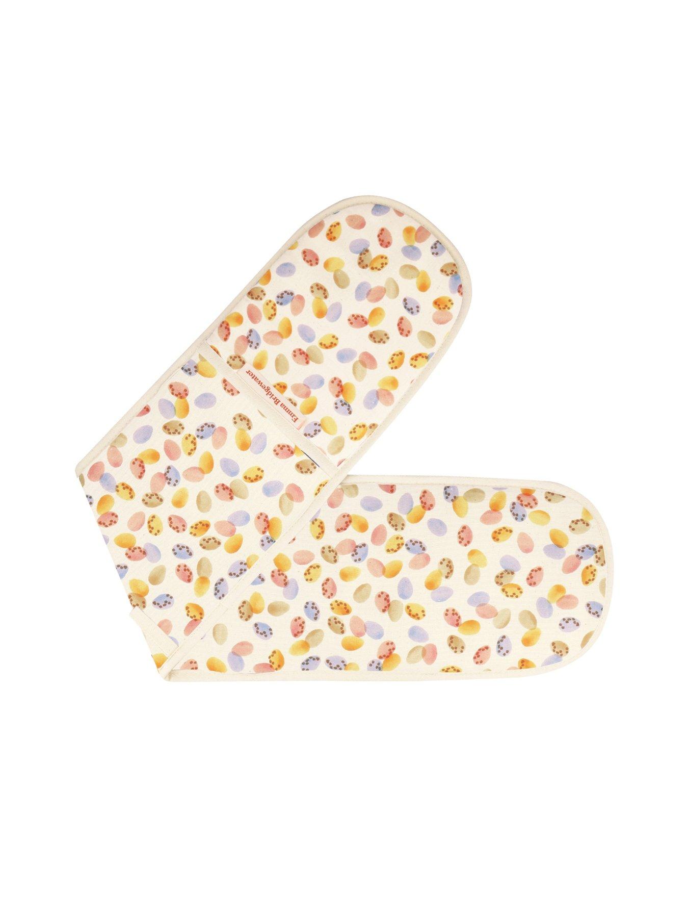 emma-bridgewater-mini-eggs-dog-and-tea-towel-setoutfit