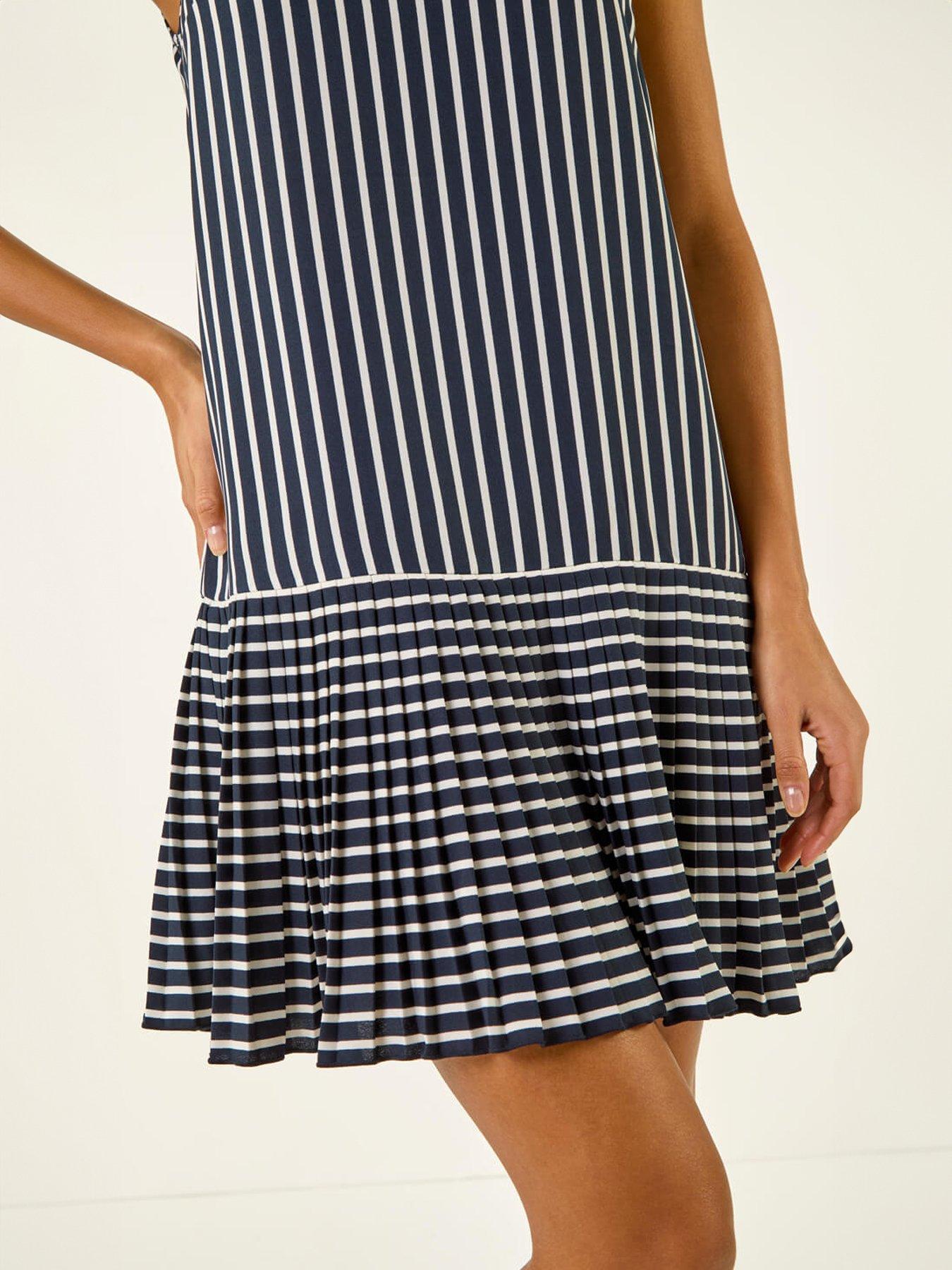 roman-stripe-print-pleated-a-line-dressdetail