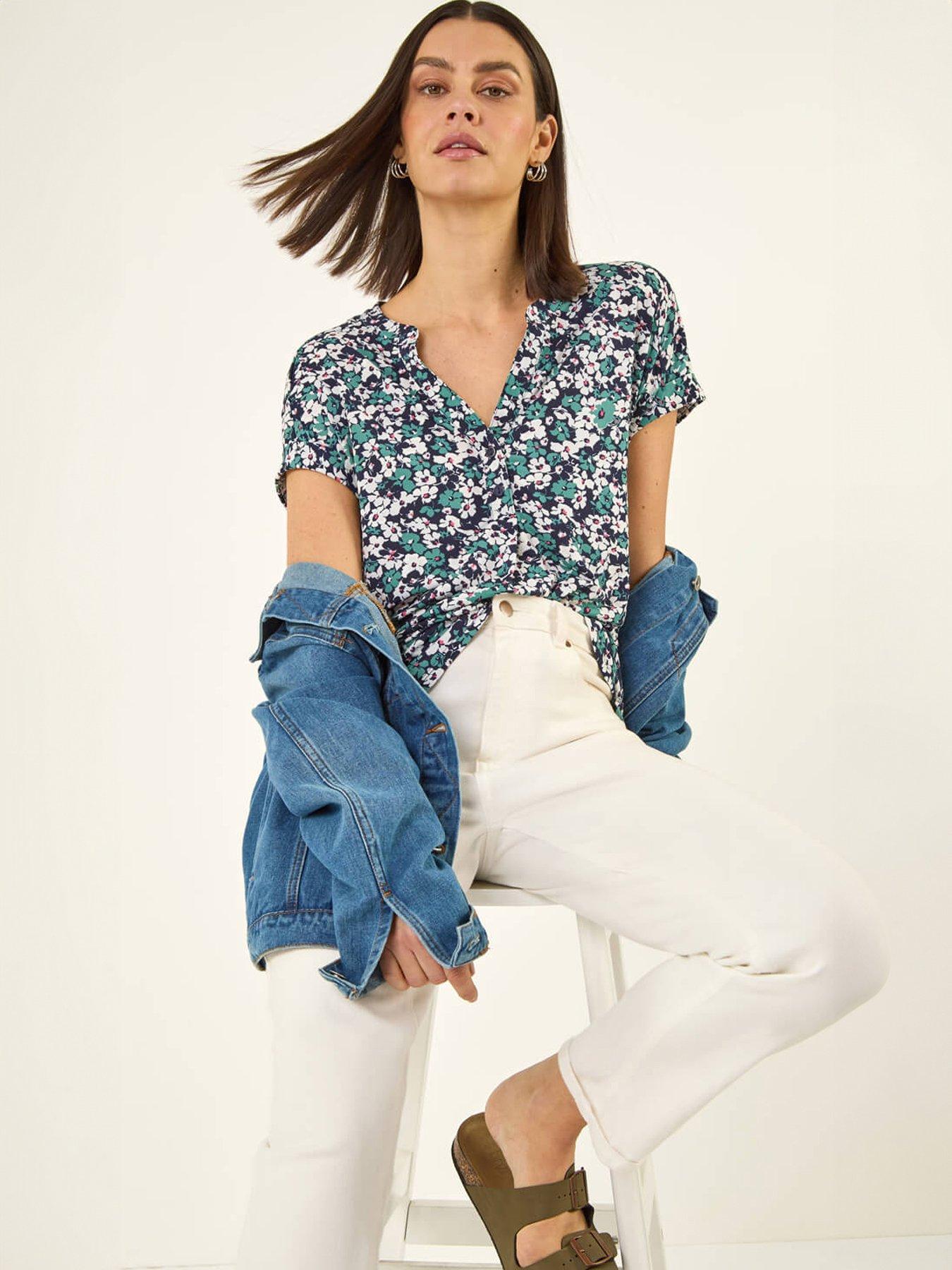roman-textured-floral-print-topoutfit