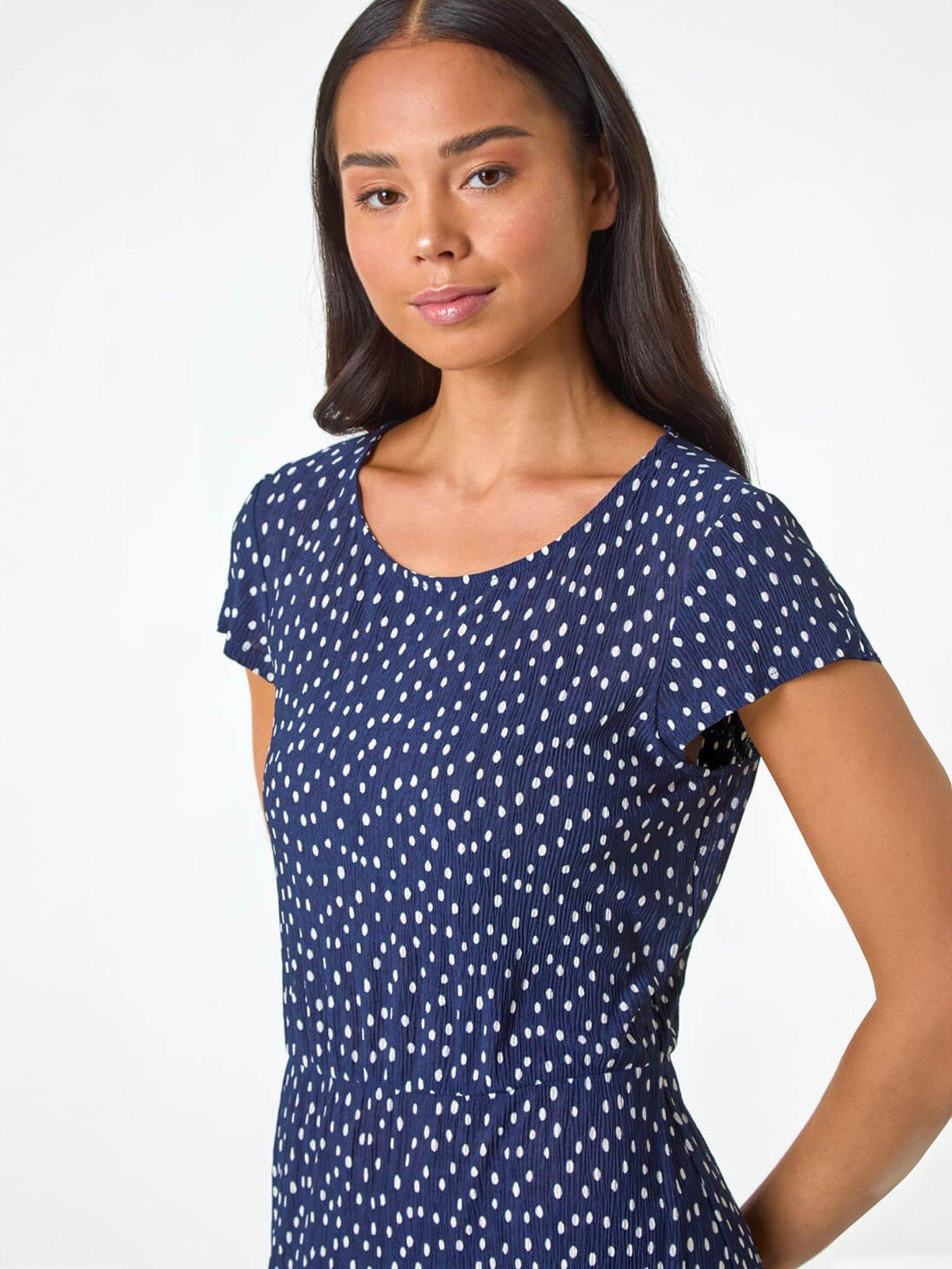 Image 4 of 5 of Roman Petite Spot Print Crinkle Midi Dress